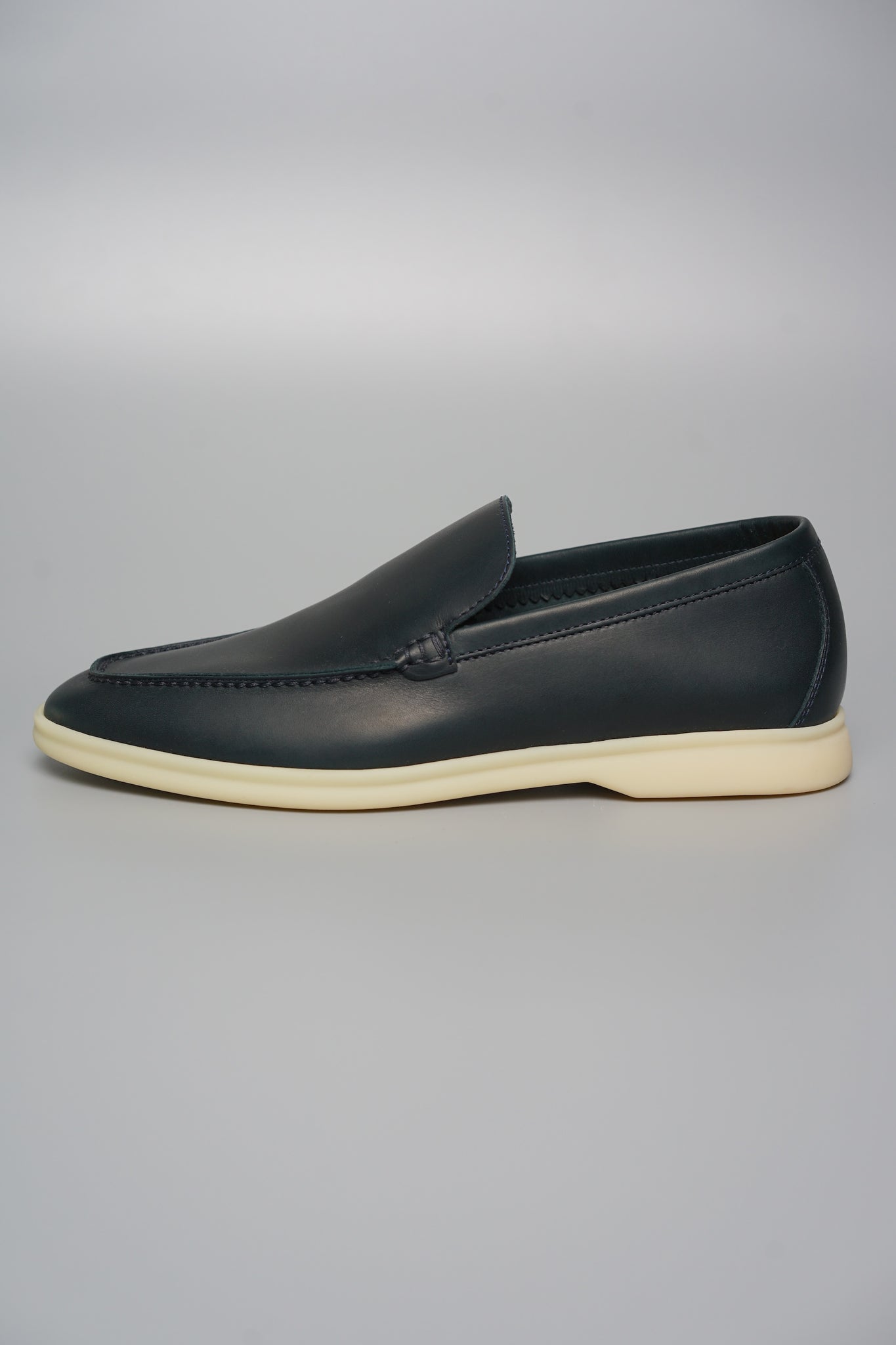 Loro Piana Summer Walk Leather Loafers in Navy Blue Size 39 (Brand New)
