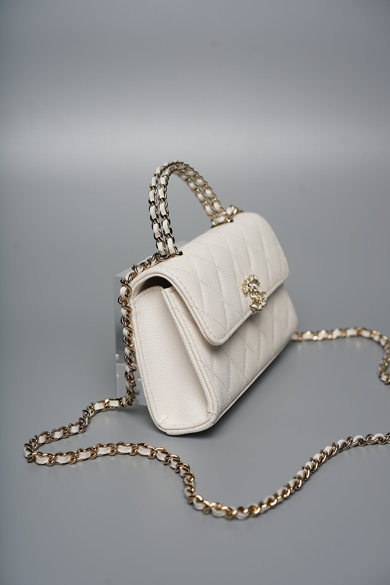 Chanel Clutch with Top Handle in White Caviar Lghw