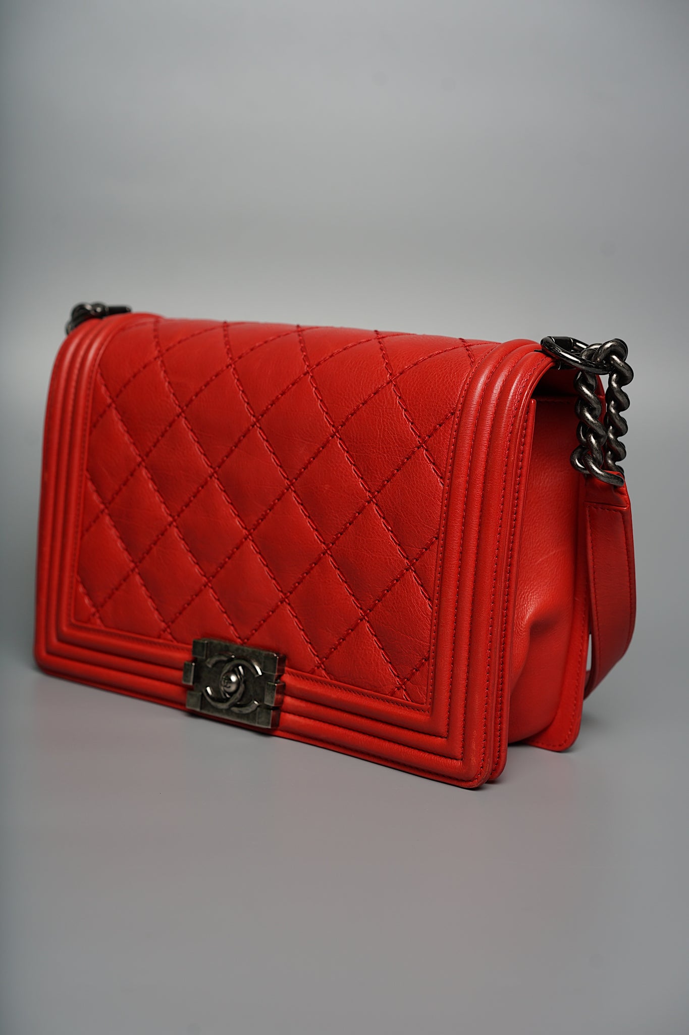 Chanel Le Boy Medium in Red Ruthenium