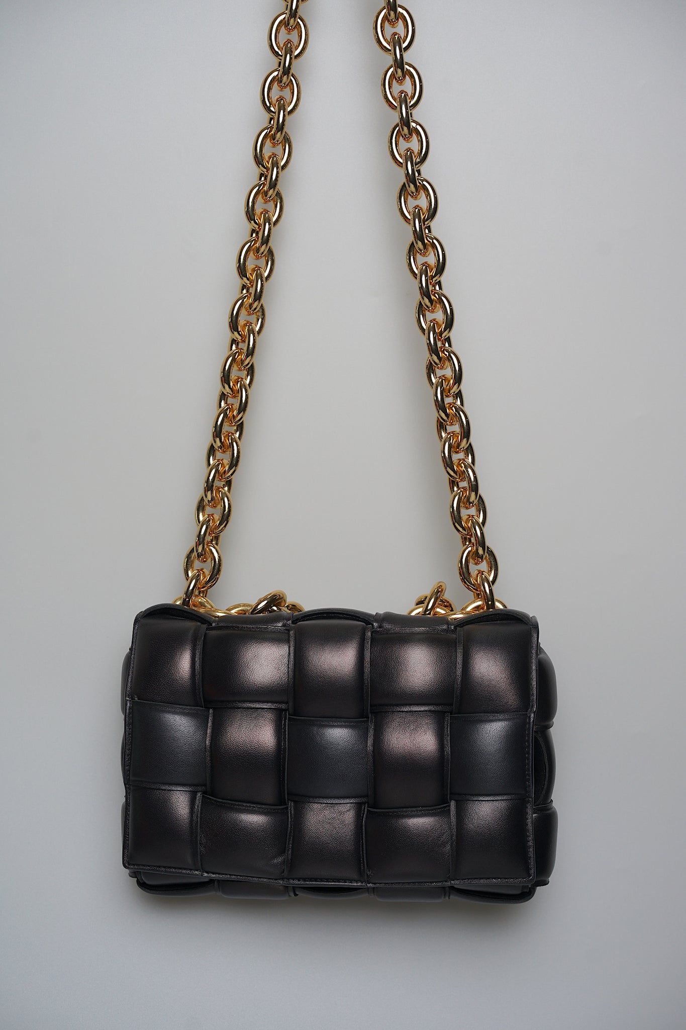 Bottega Padded Chain Cassette Bag in Black