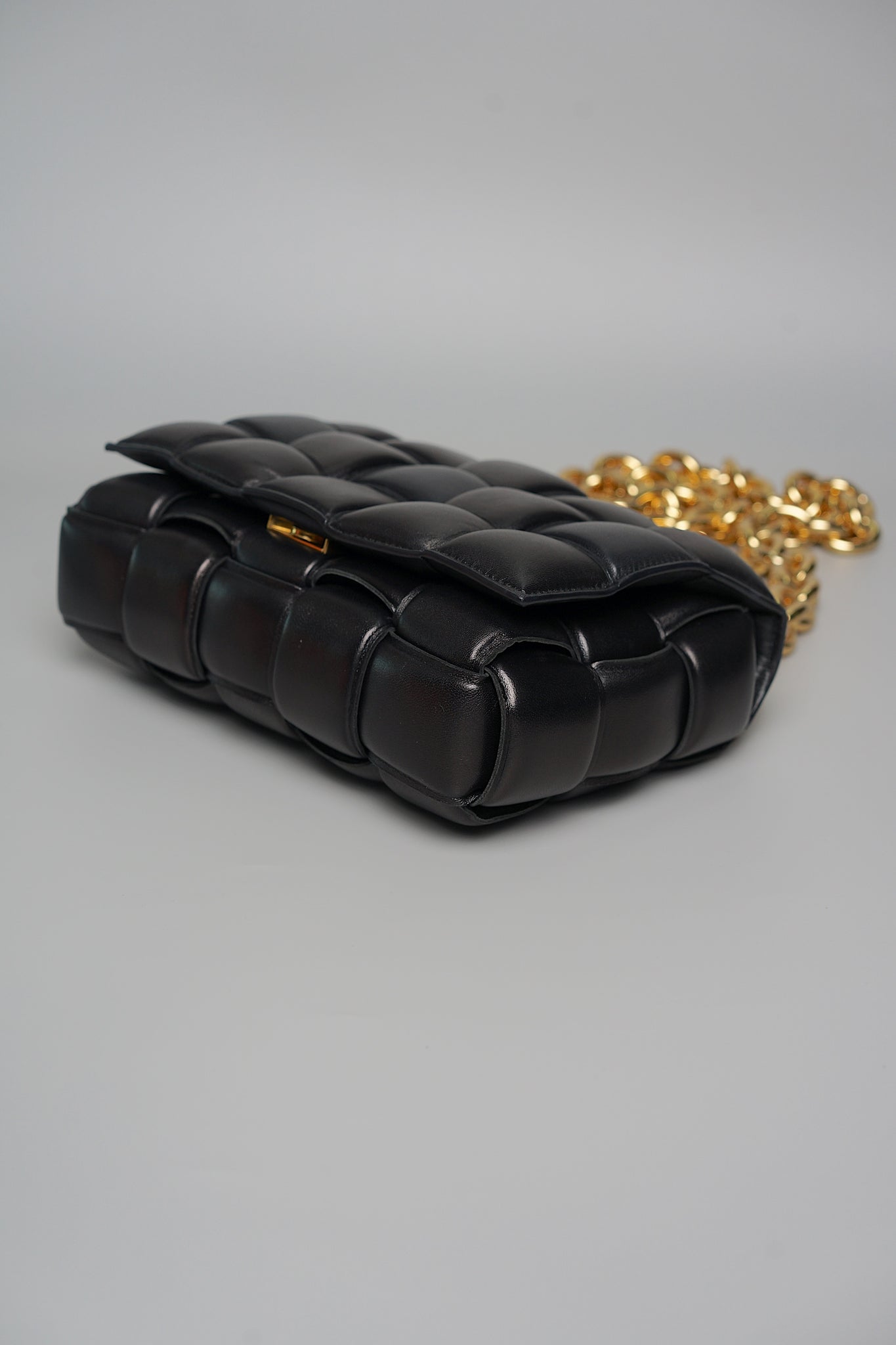 Bottega Padded Chain Cassette Bag in Black