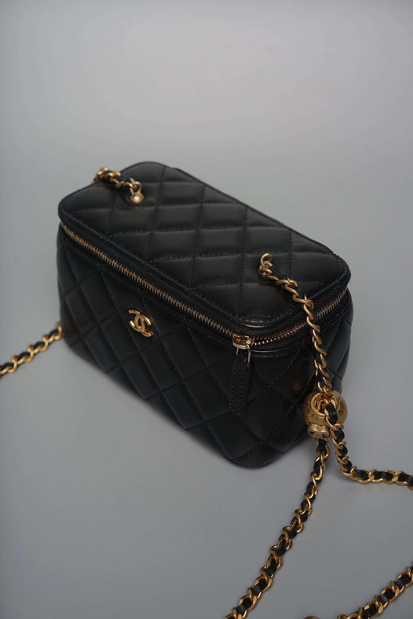 Chanel Pearl Crush Vanity in Black Lambskin Bghw