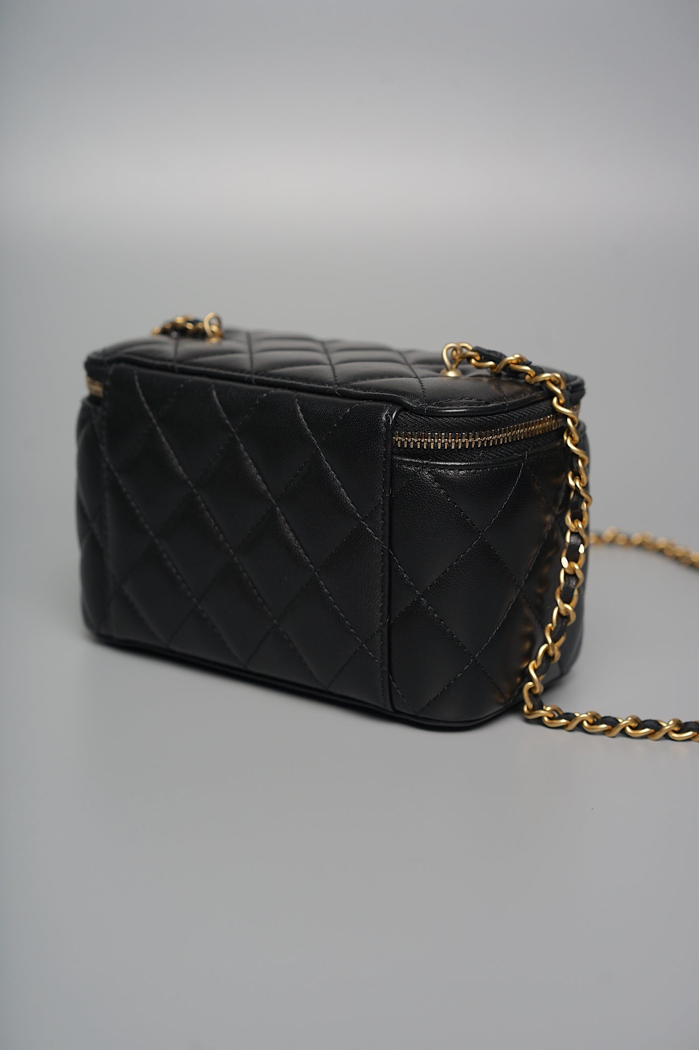 Chanel Pearl Crush Vanity in Black Lambskin Bghw
