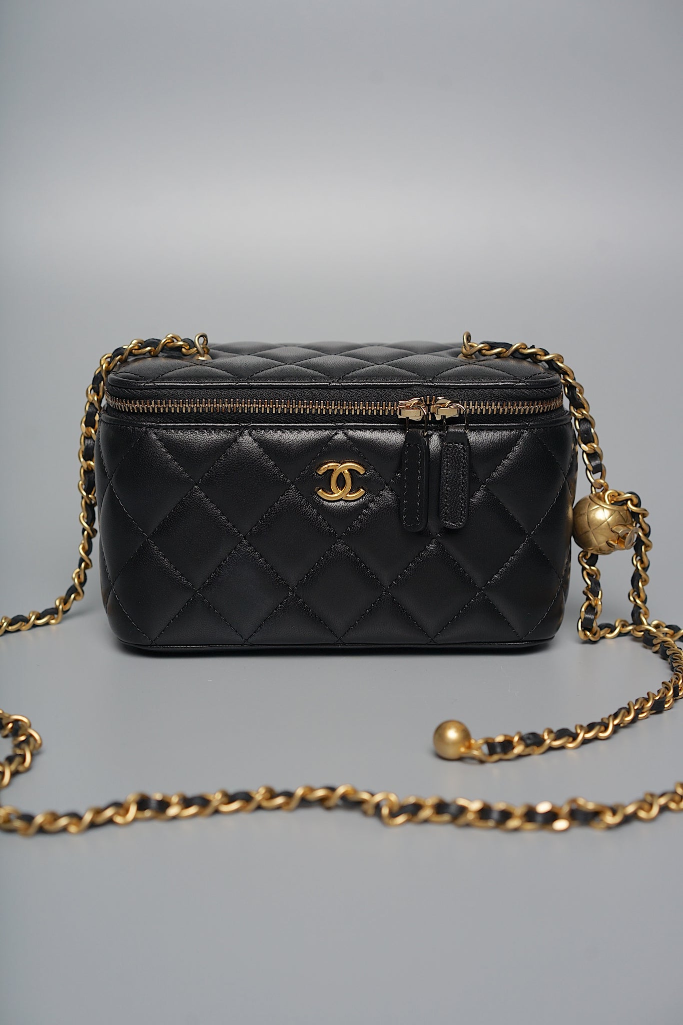 Chanel Pearl Crush Vanity in Black Lambskin Bghw