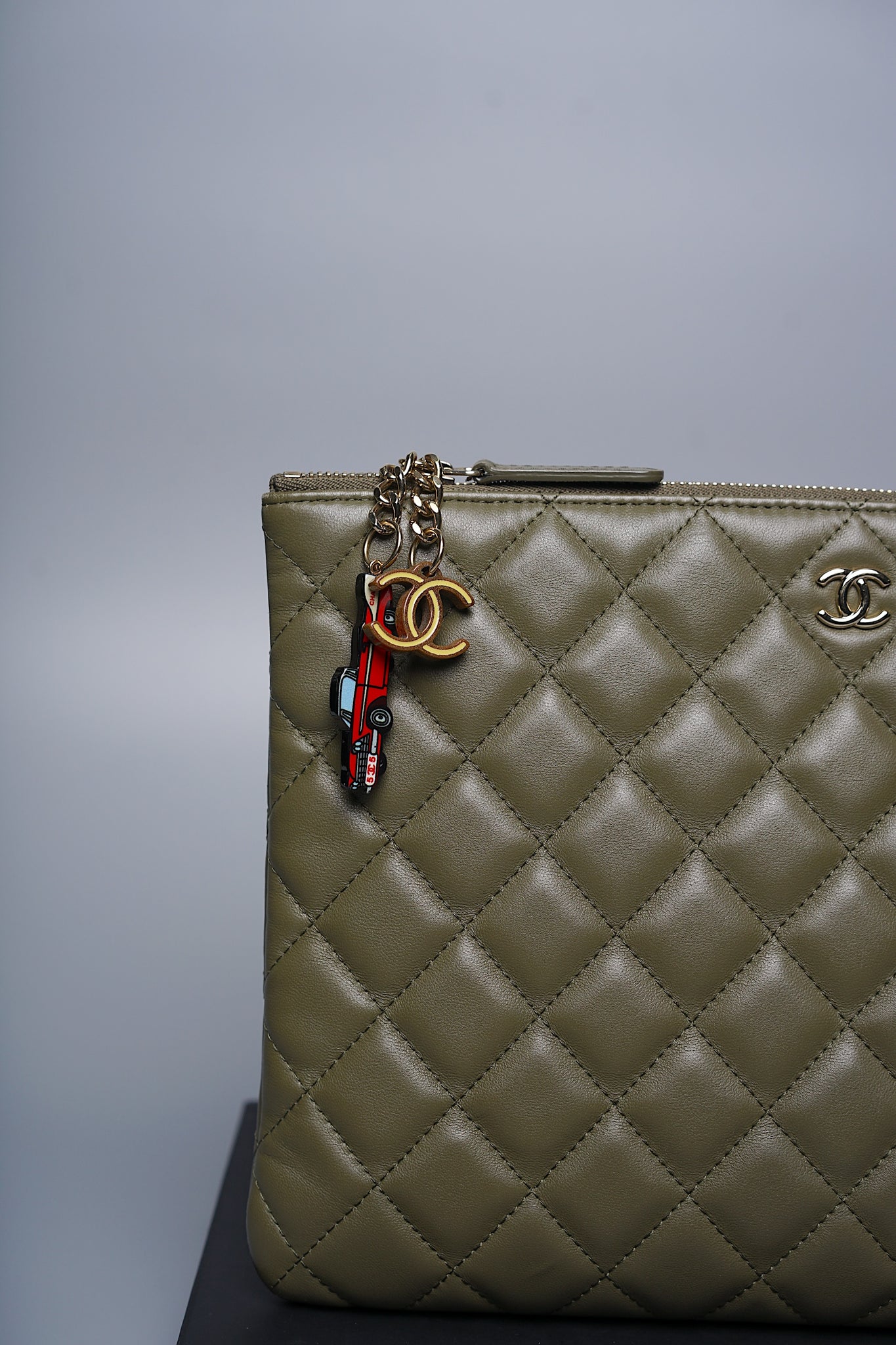 Chanel O' Case Clutch in Khaki Lambskin Ghw