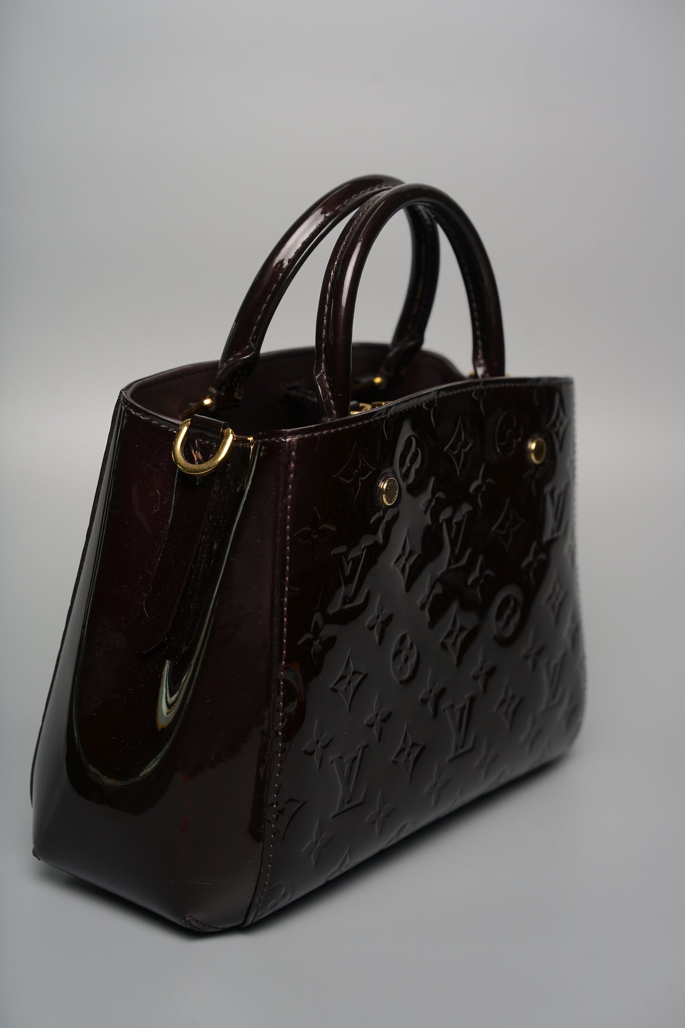 Louis Vuitton Montaigne MM Vernis Monogram Bag in Bordeaux Ghw