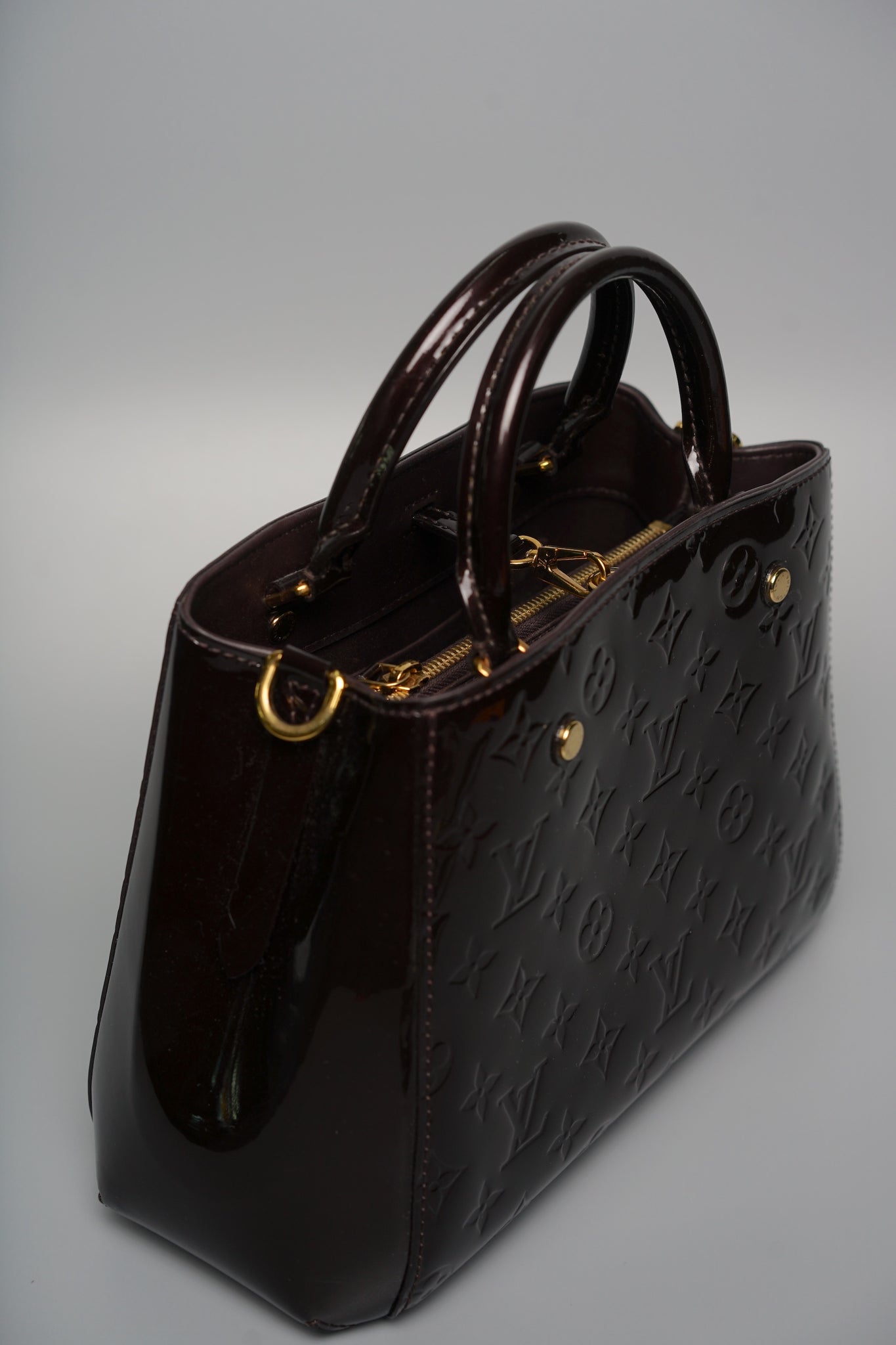 Louis Vuitton Montaigne MM Vernis Monogram Bag in Bordeaux Ghw