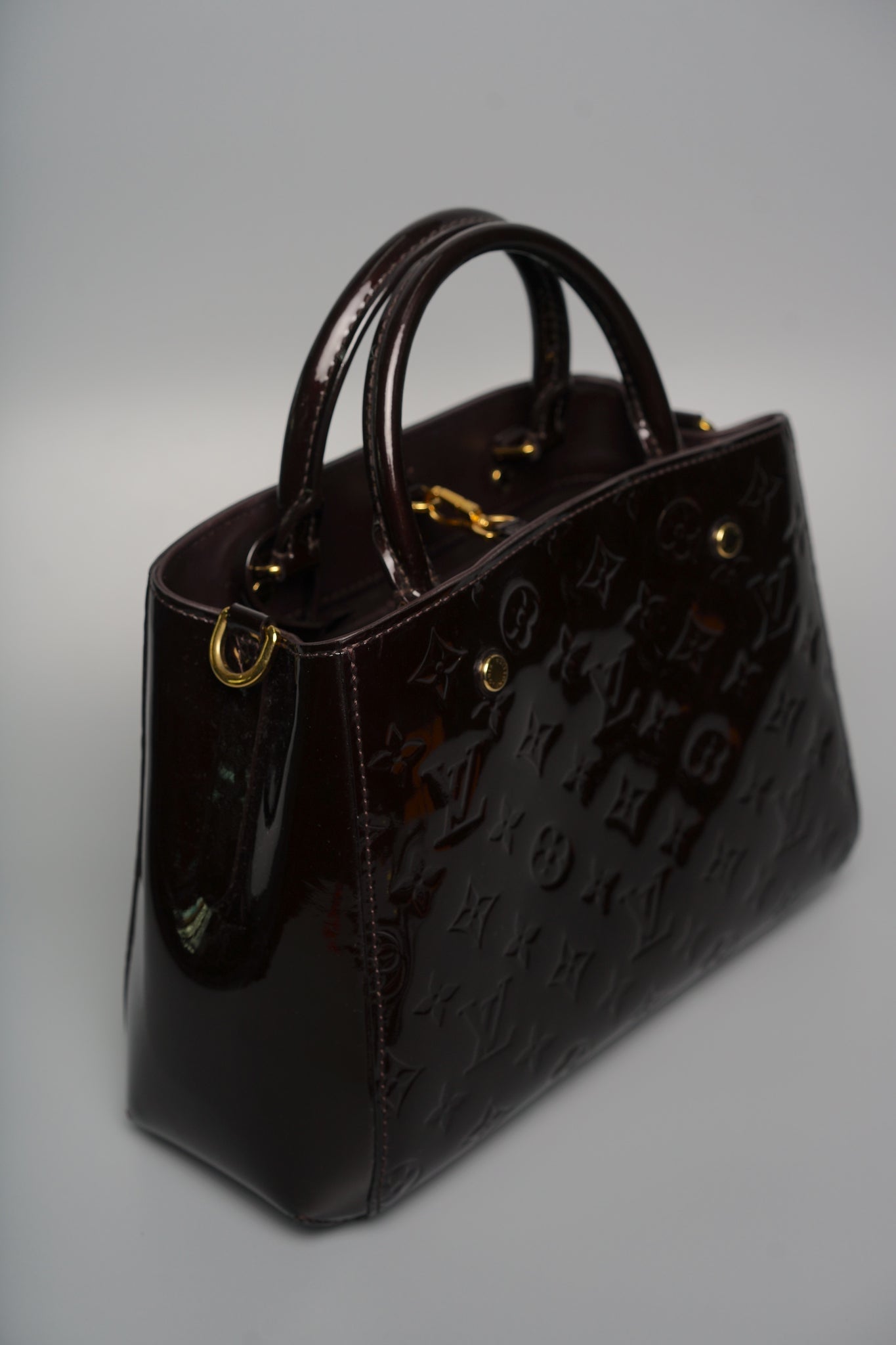 Louis Vuitton Montaigne MM Vernis Monogram Bag in Bordeaux Ghw