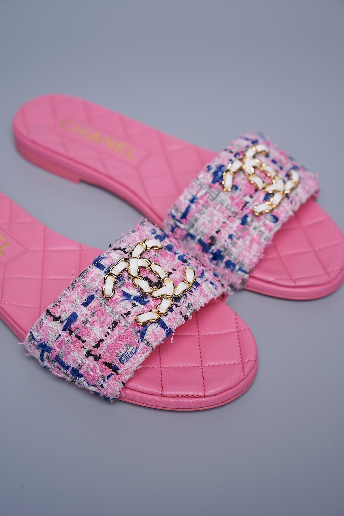 Chanel 23P Tweed Sandals Size 35