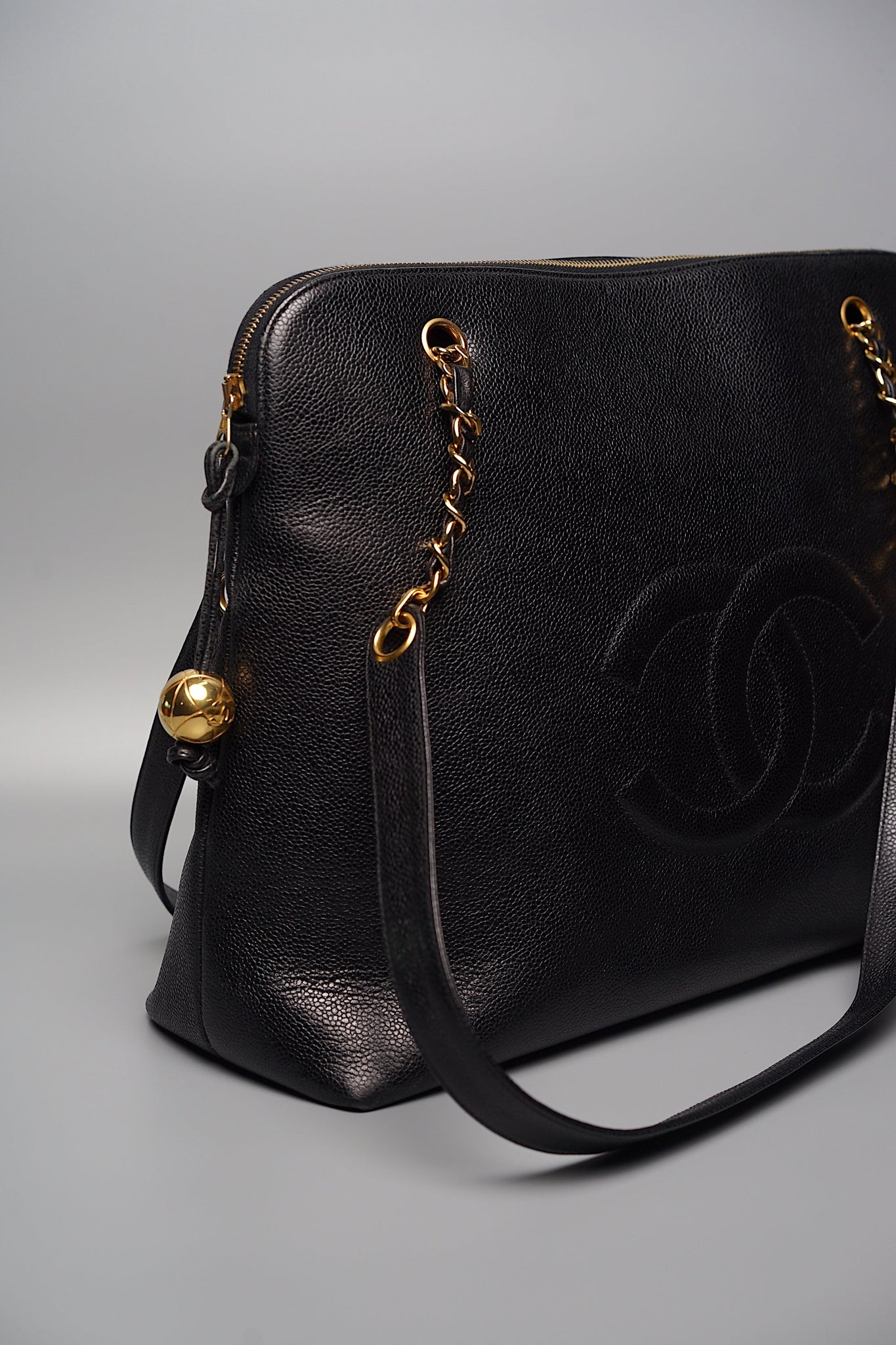 Chanel Large Vintage Tote Bag in Black Caviar