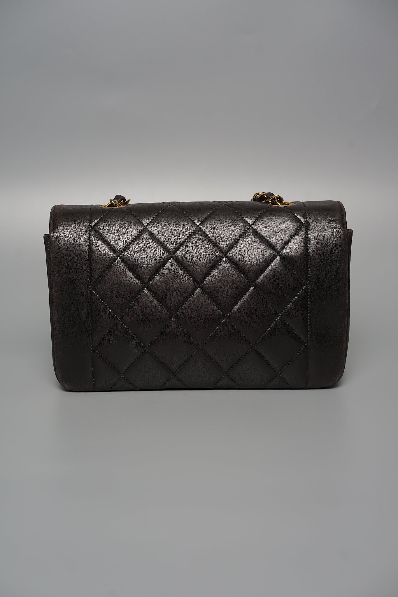 Chanel 24K Diana Flap Bag in Black Lambskin Ghw