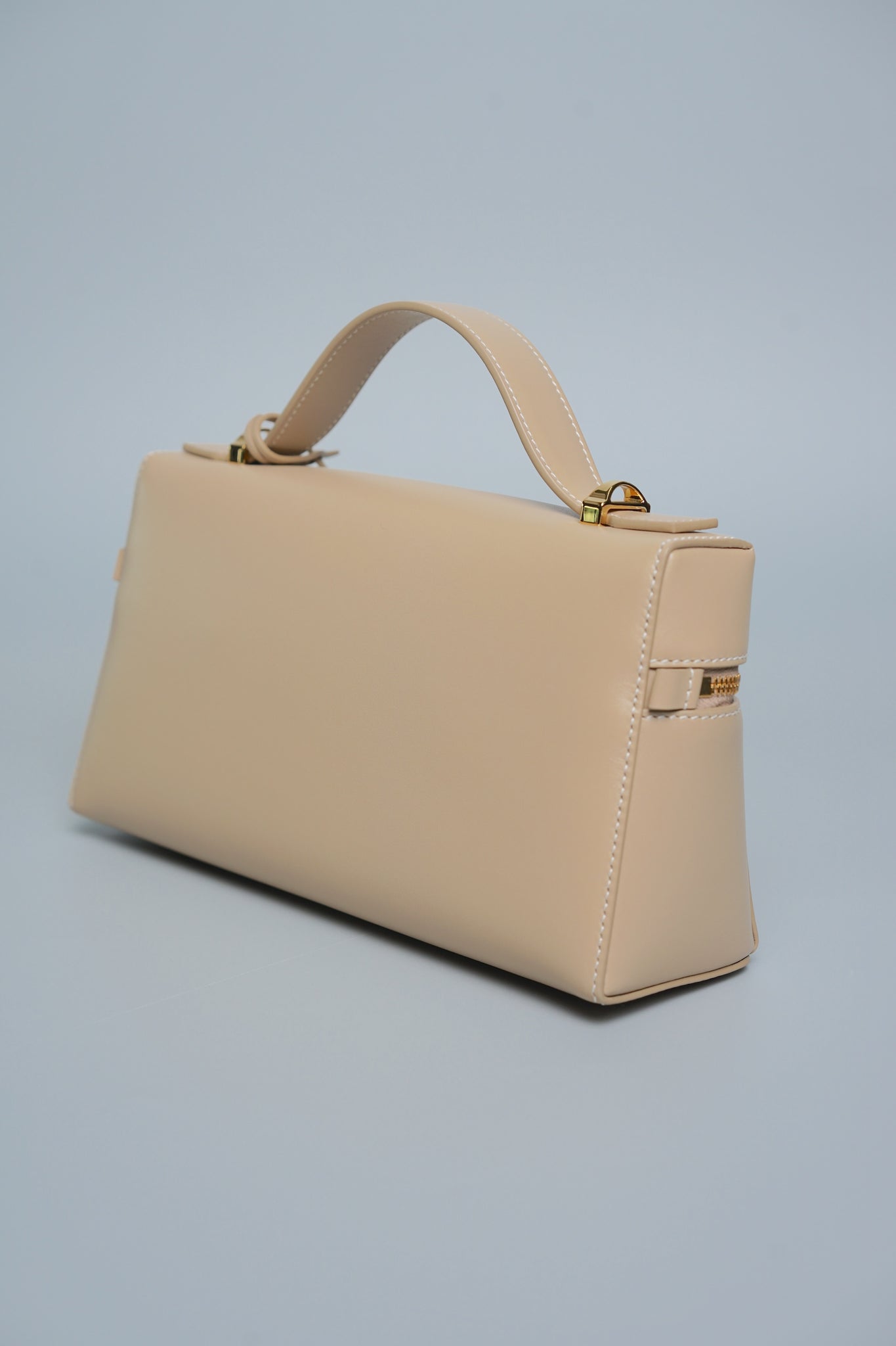 Loro Piana L23 Extra Pocket in Light Mastic/Sun Gold Ghw (Brand New)