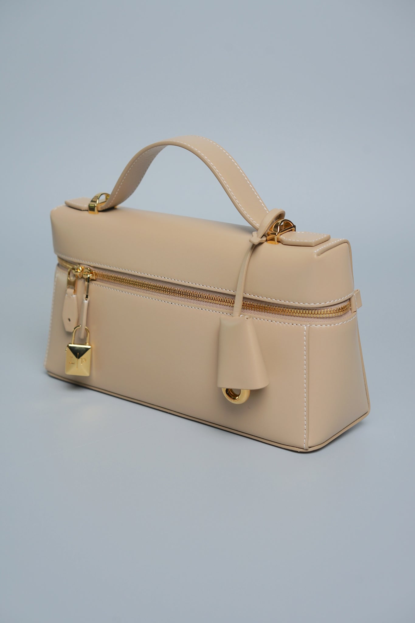 Loro Piana L23 Extra Pocket in Light Mastic/Sun Gold Ghw (Brand New)