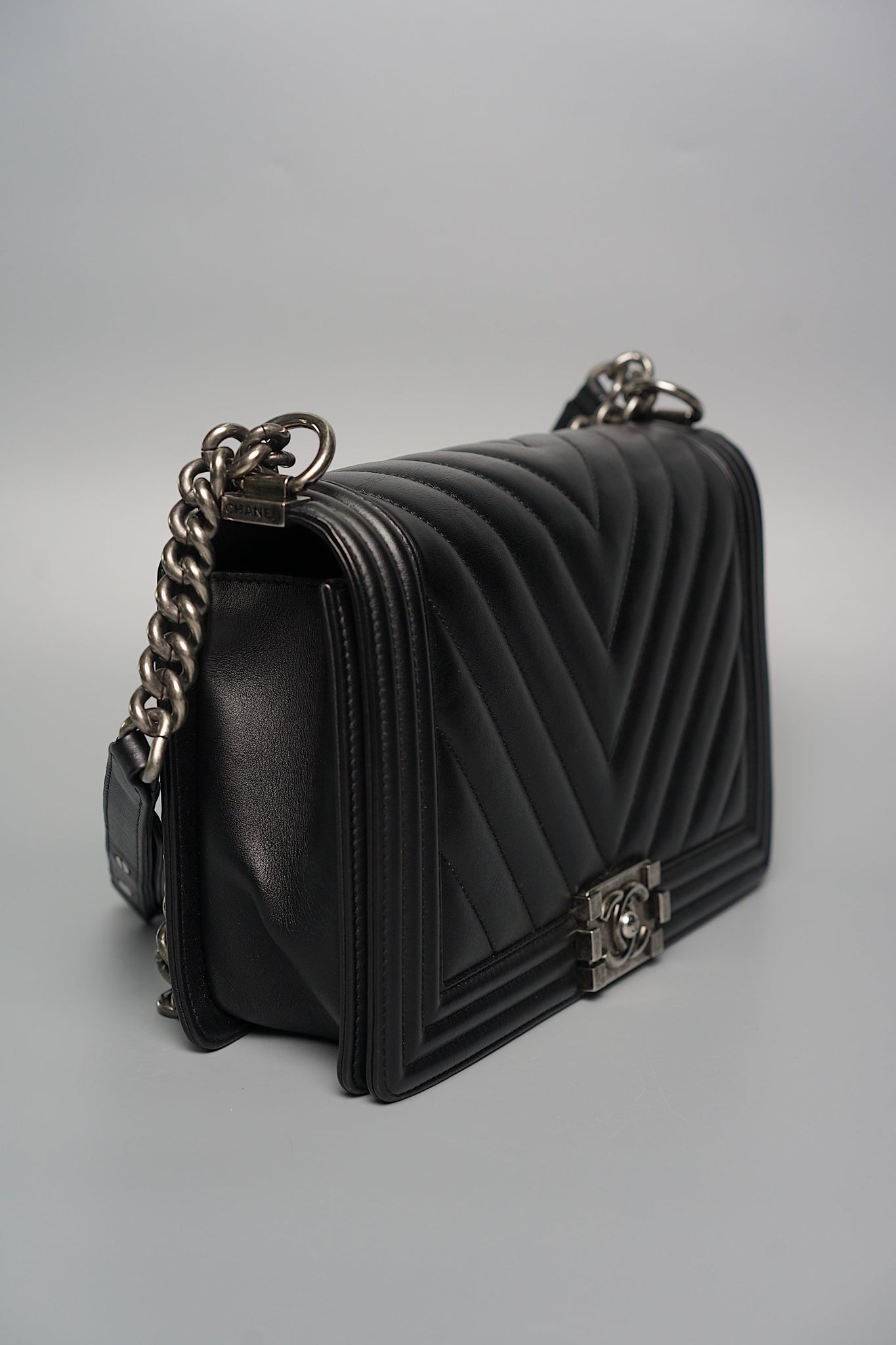 Boy Chanel New Medium in Chevron Lambskin