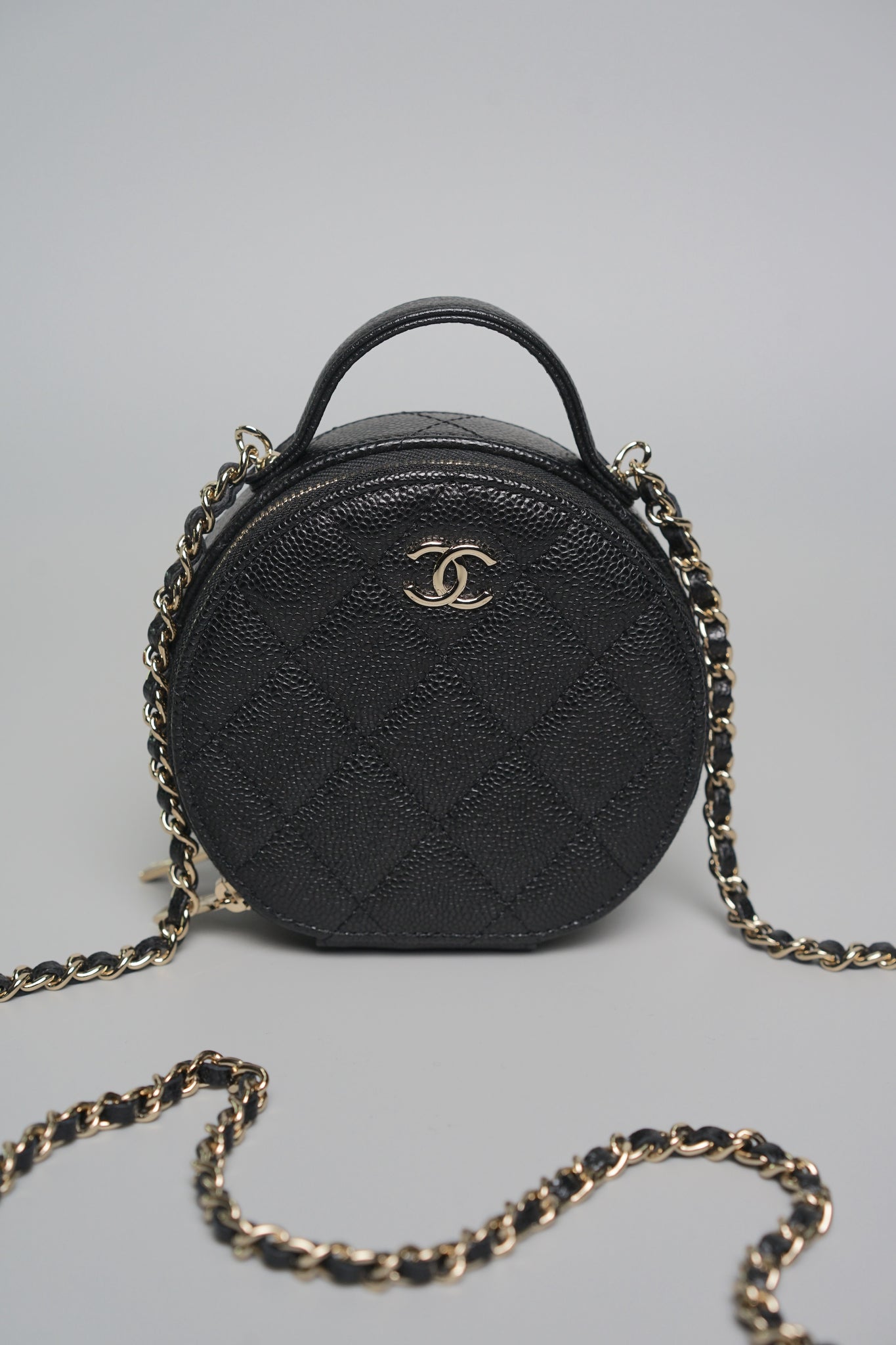 Chanel Round Vanity in Black Caviar Shw