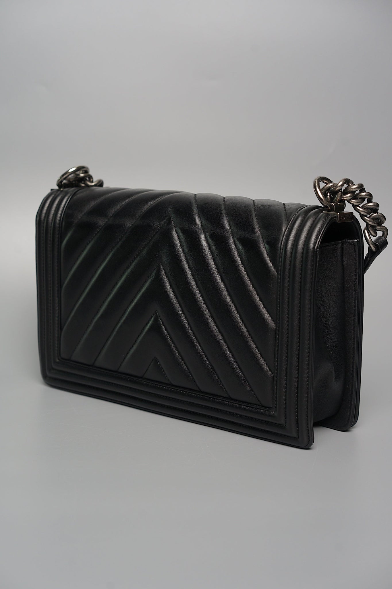 Boy Chanel New Medium in Chevron Lambskin