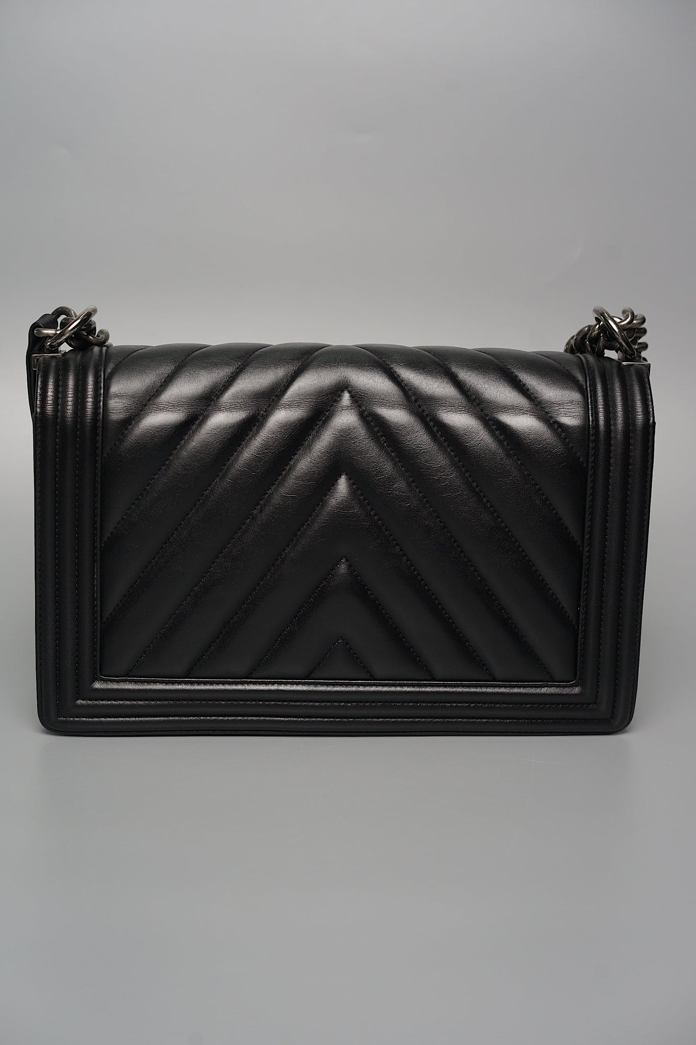 Boy Chanel New Medium in Chevron Lambskin