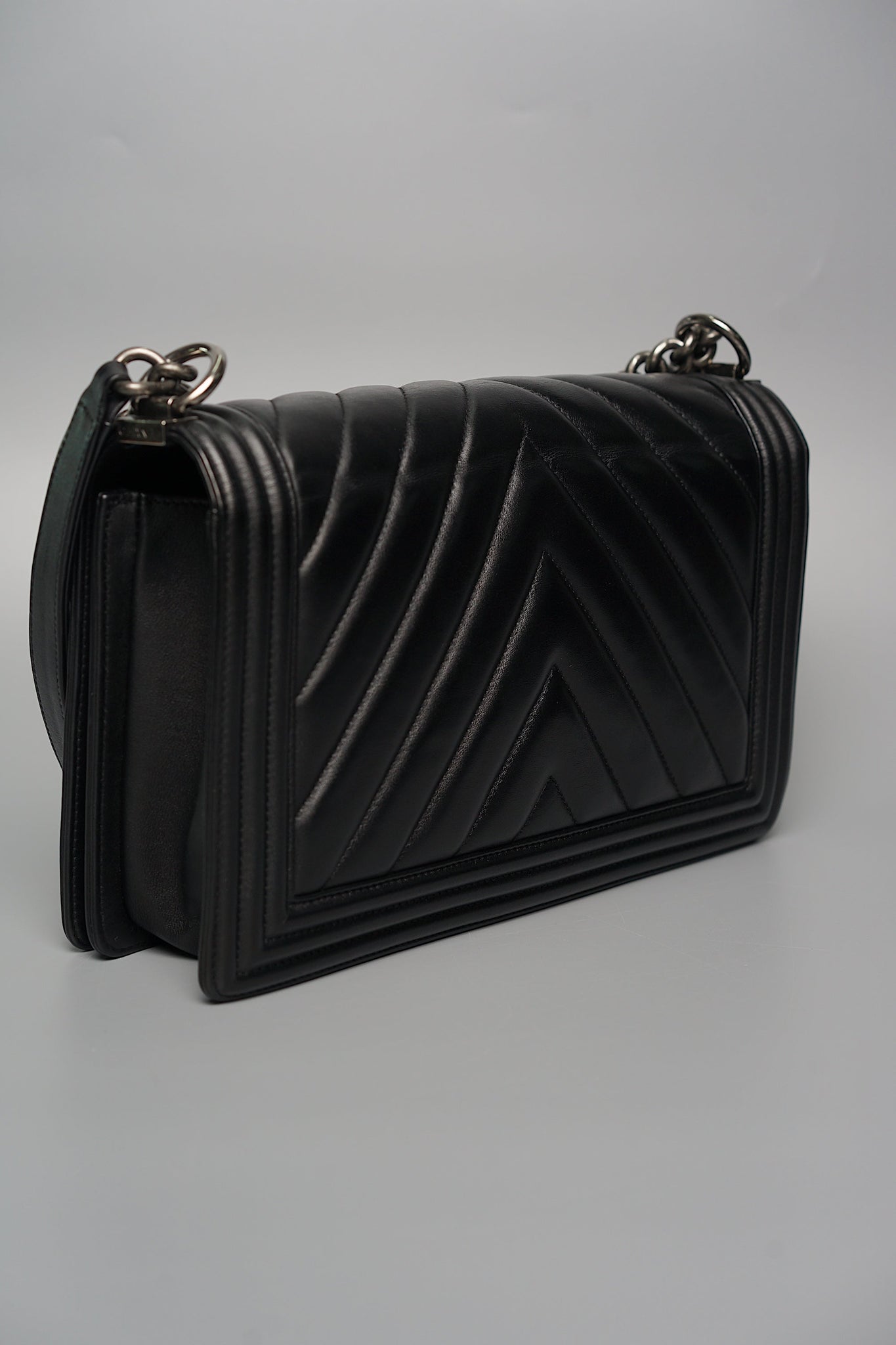 Boy Chanel New Medium in Chevron Lambskin