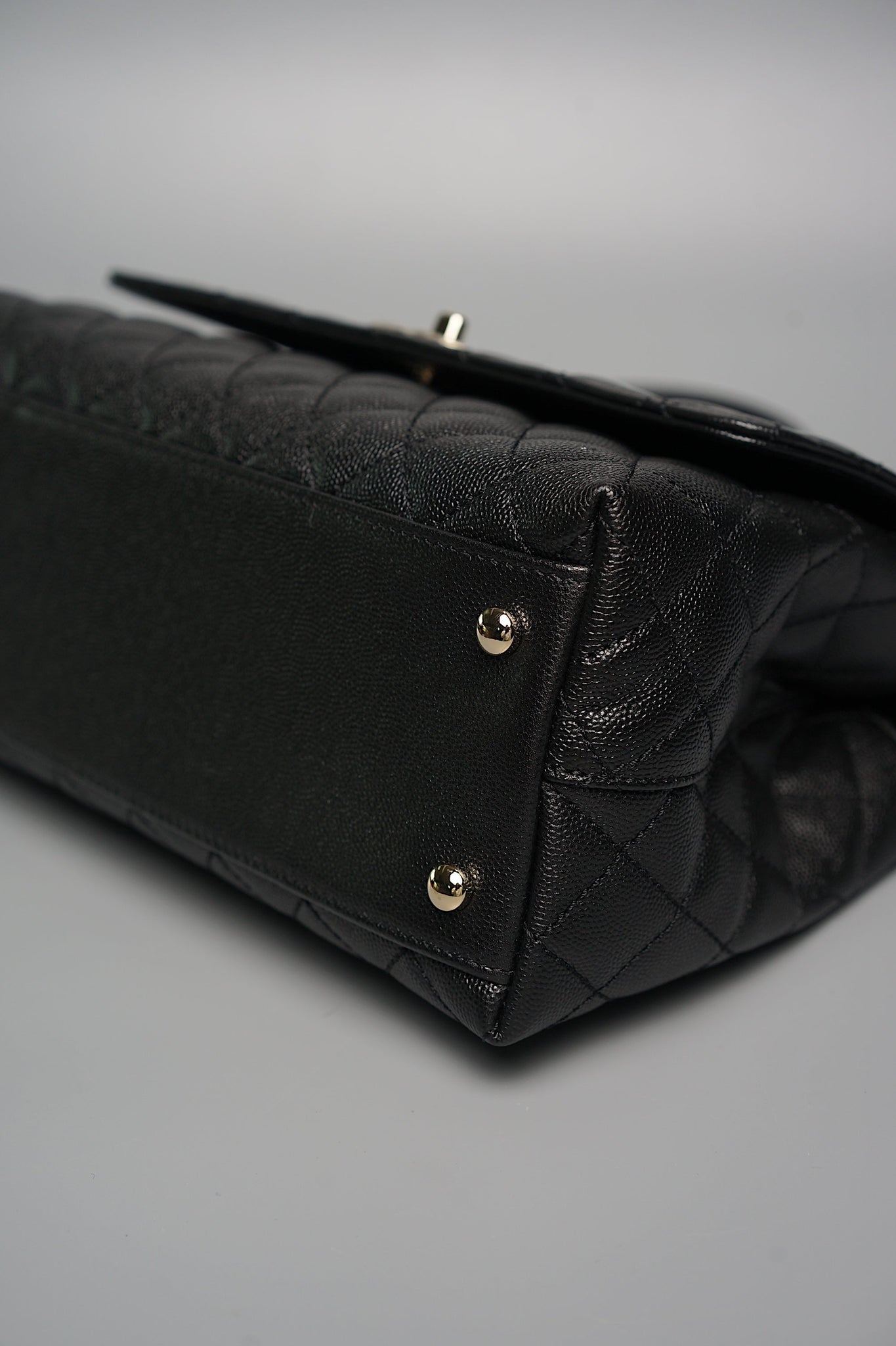 Chanel Coco Handle Small in Black Caviar Ghw (Brand New)