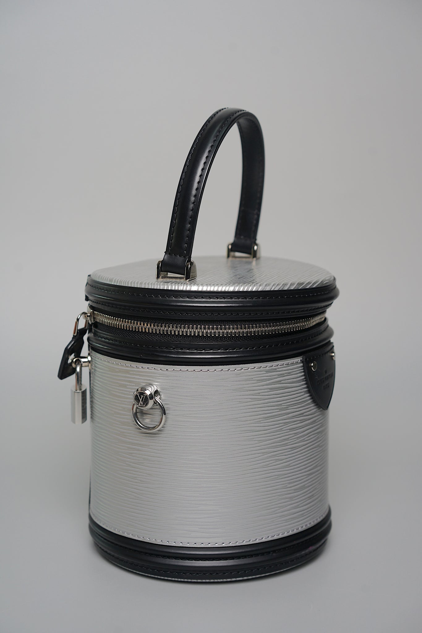 Louis Vuitton Cannes Round Vanity in Silver/Black