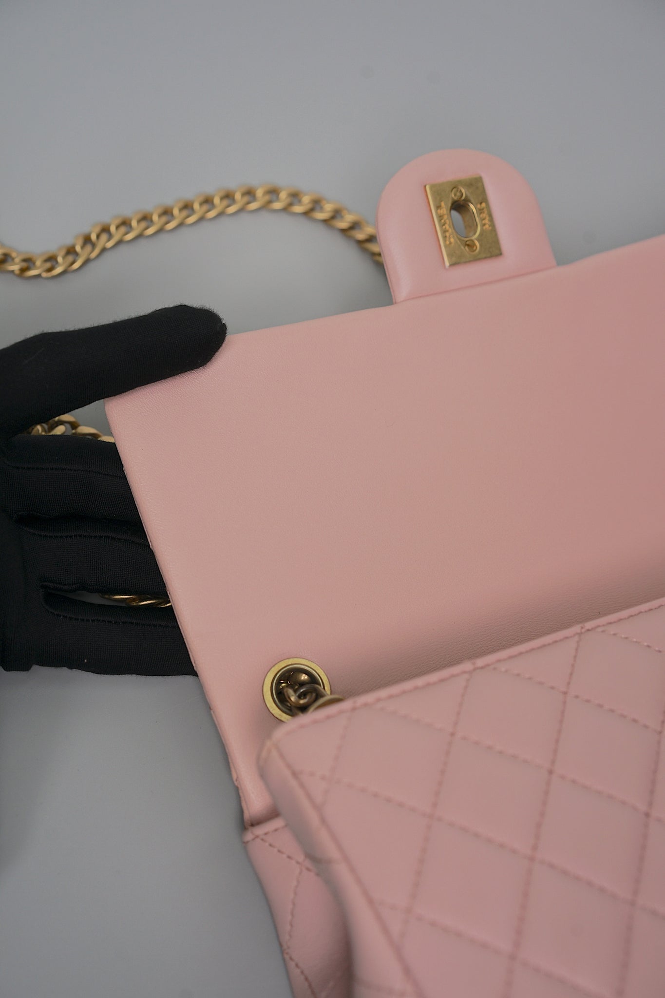 Chanel 23S Flap Bag in Pink Camellia Crush Bghw