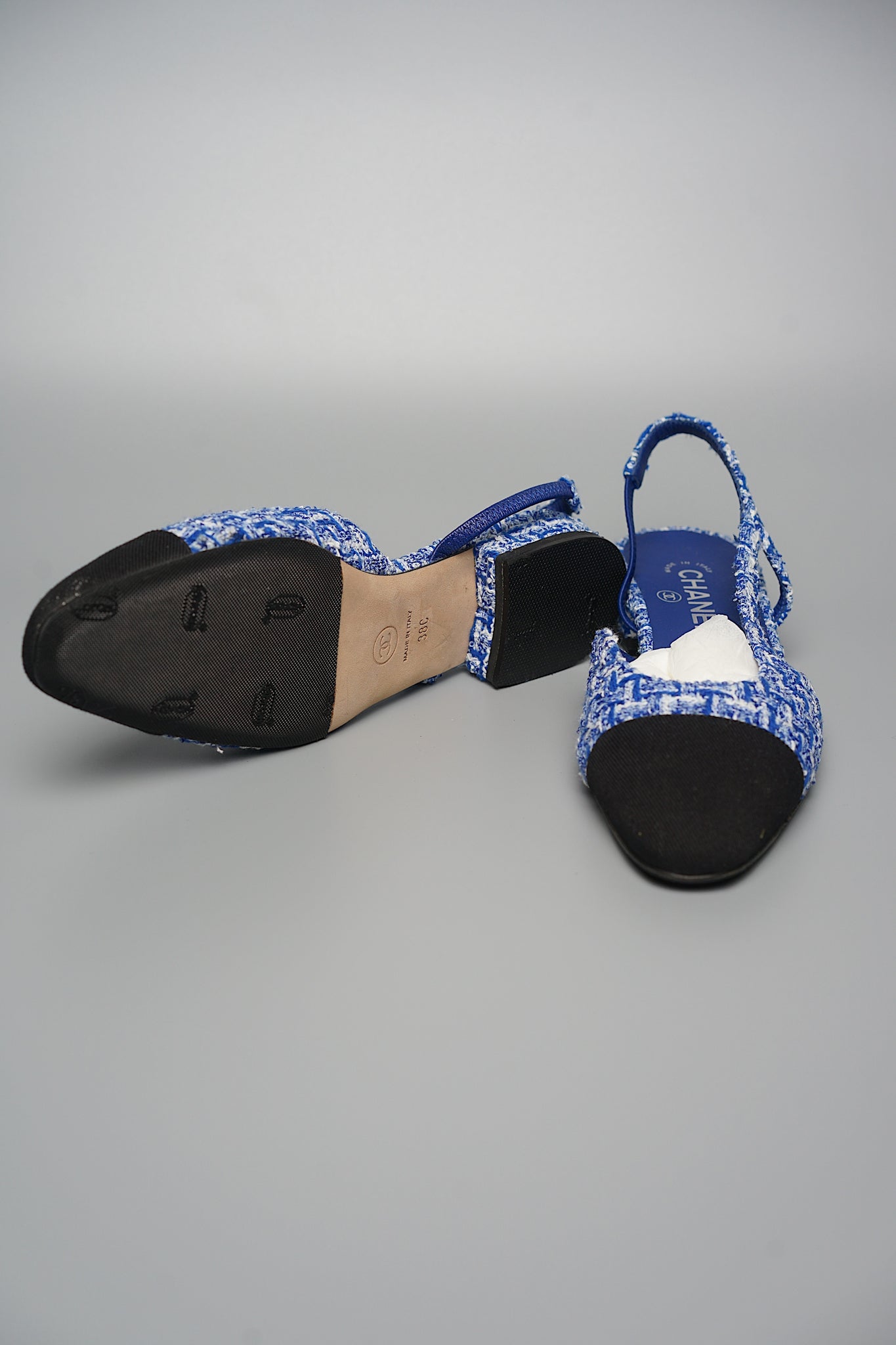 Chanel Cap Toe CC Slingback Flat in Blue Tweed Size 38C