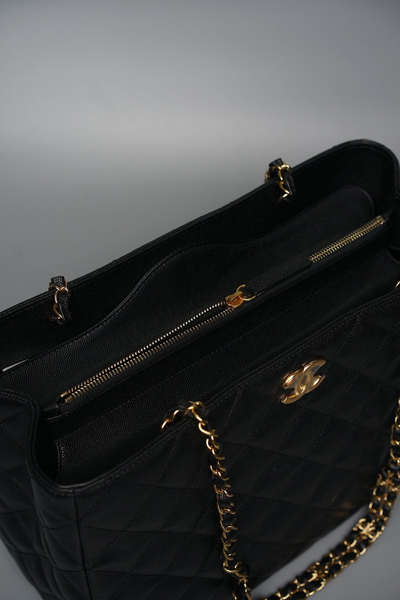 Chanel Grand Shopping Tote in Black Caviar Lghw (Brand New)