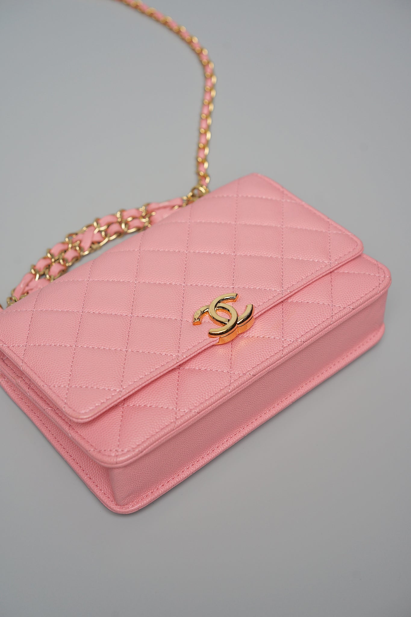 Chanel Wallet On Chain with Handle in Pink Lghw