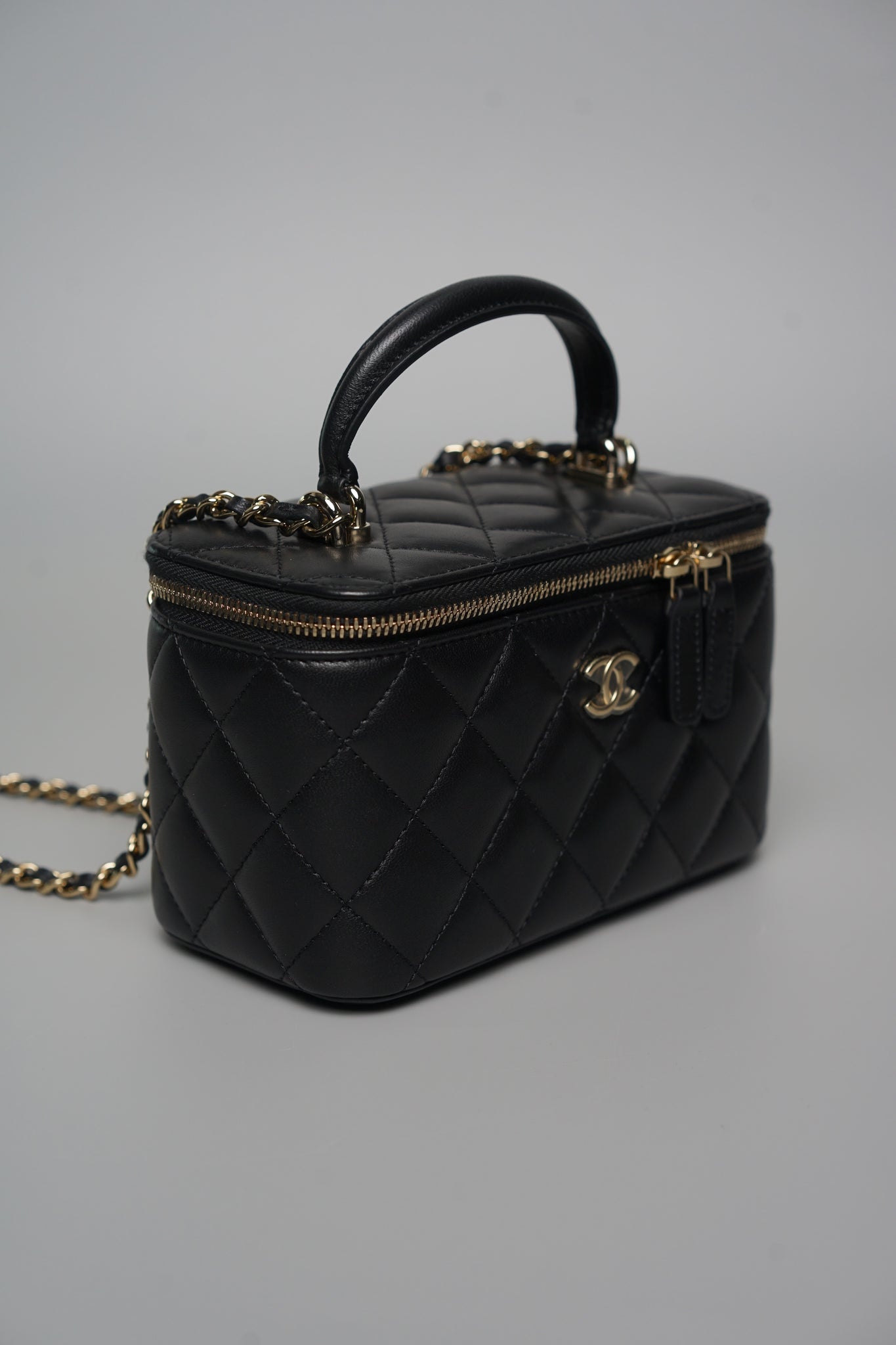 Chanel Top Handle Vanity Case in Black Lambskin Lghw