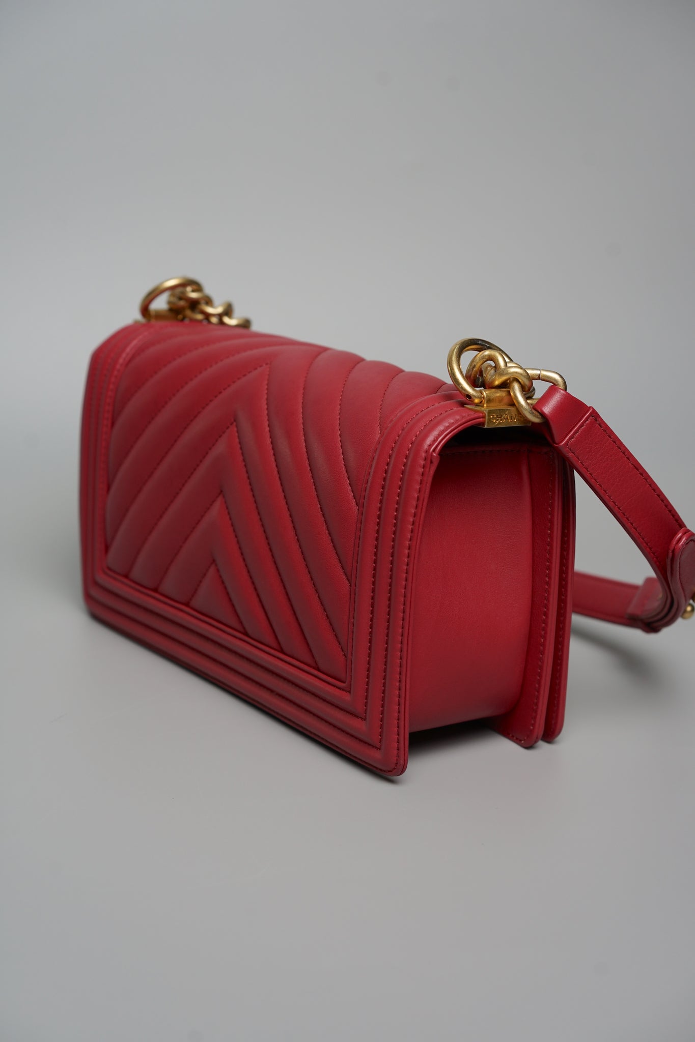 Boy Chanel Chevron in Burgundy Lambskin Bghw