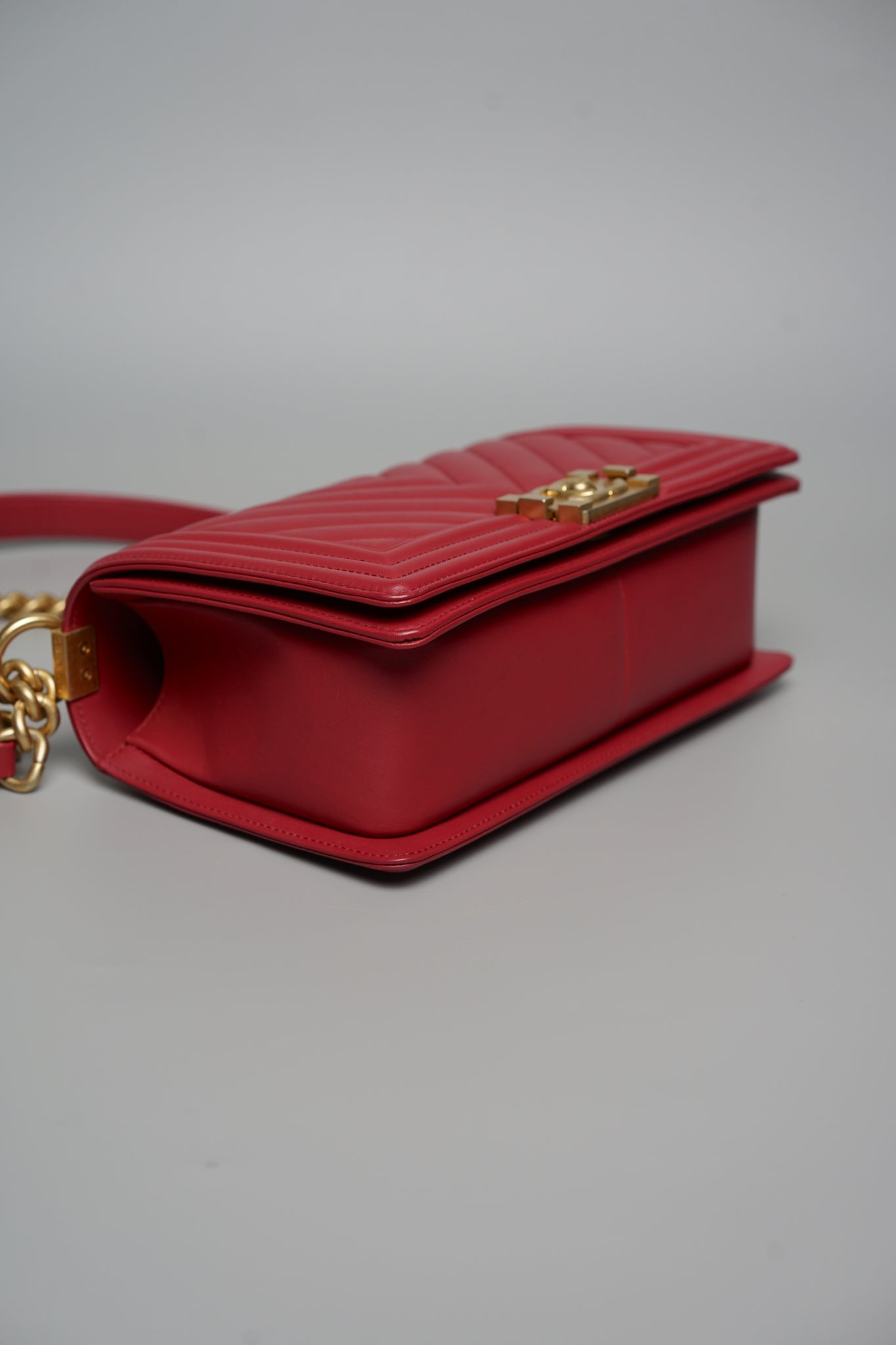Boy Chanel Chevron in Burgundy Lambskin Bghw