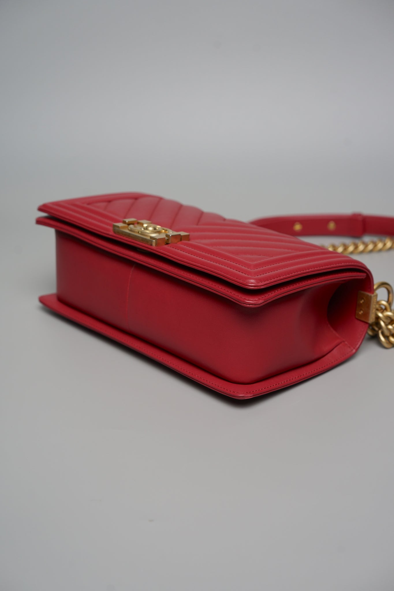 Boy Chanel Chevron in Burgundy Lambskin Bghw