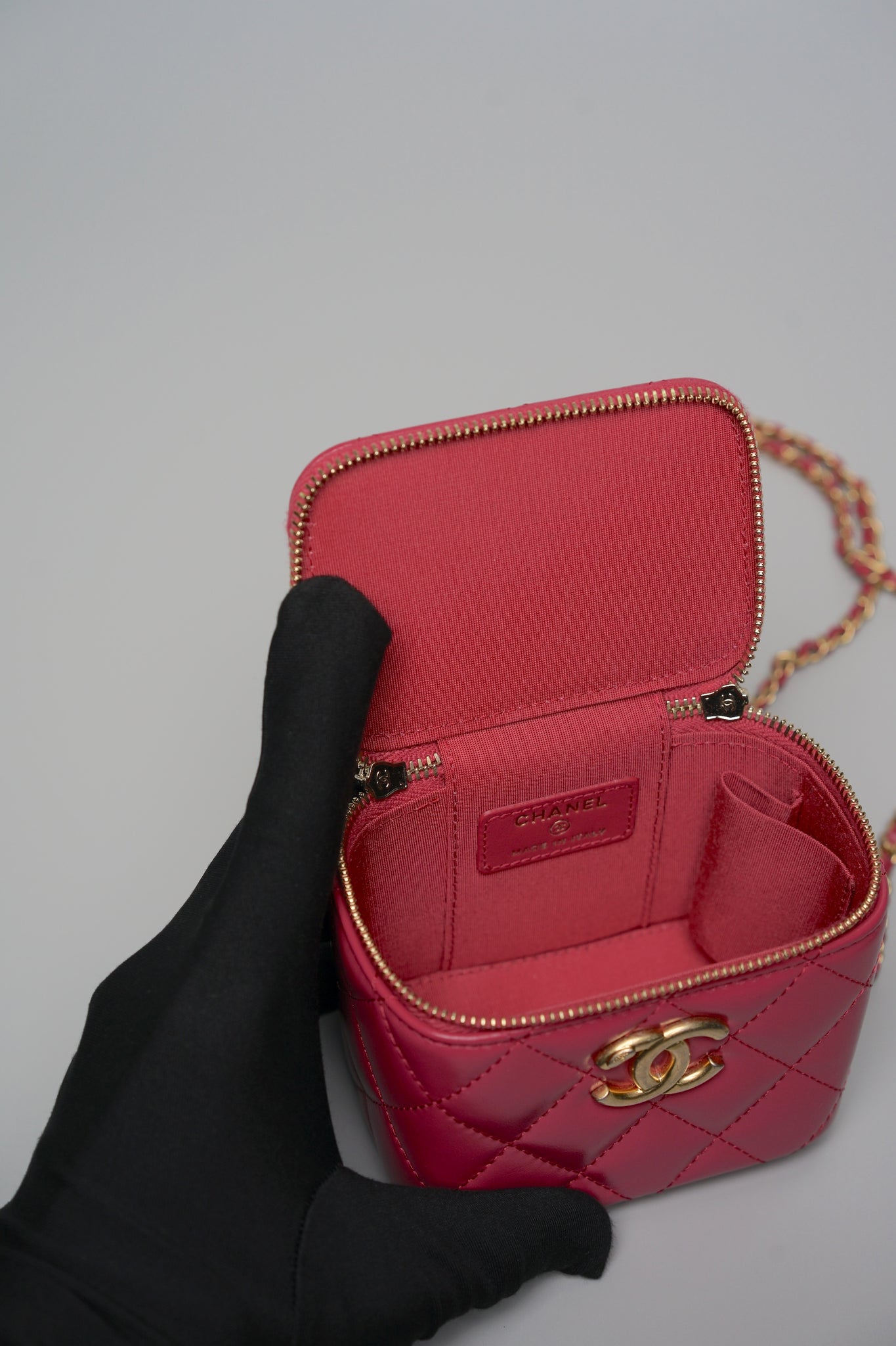 Chanel Mini Vanity Pearl Crush in Fuschia Lambskin Bghw