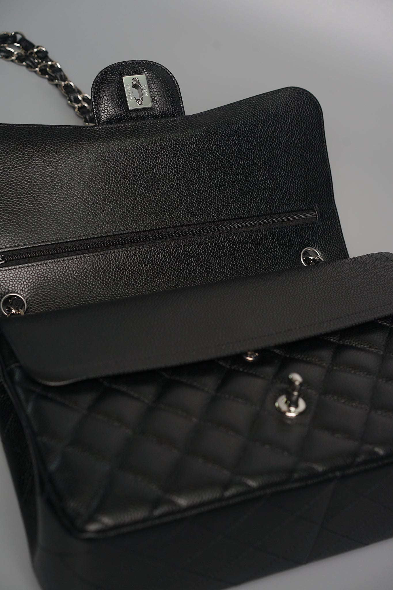 Chanel Classic Double Flap Jumbo in Black Caviar Shw (Brand new)