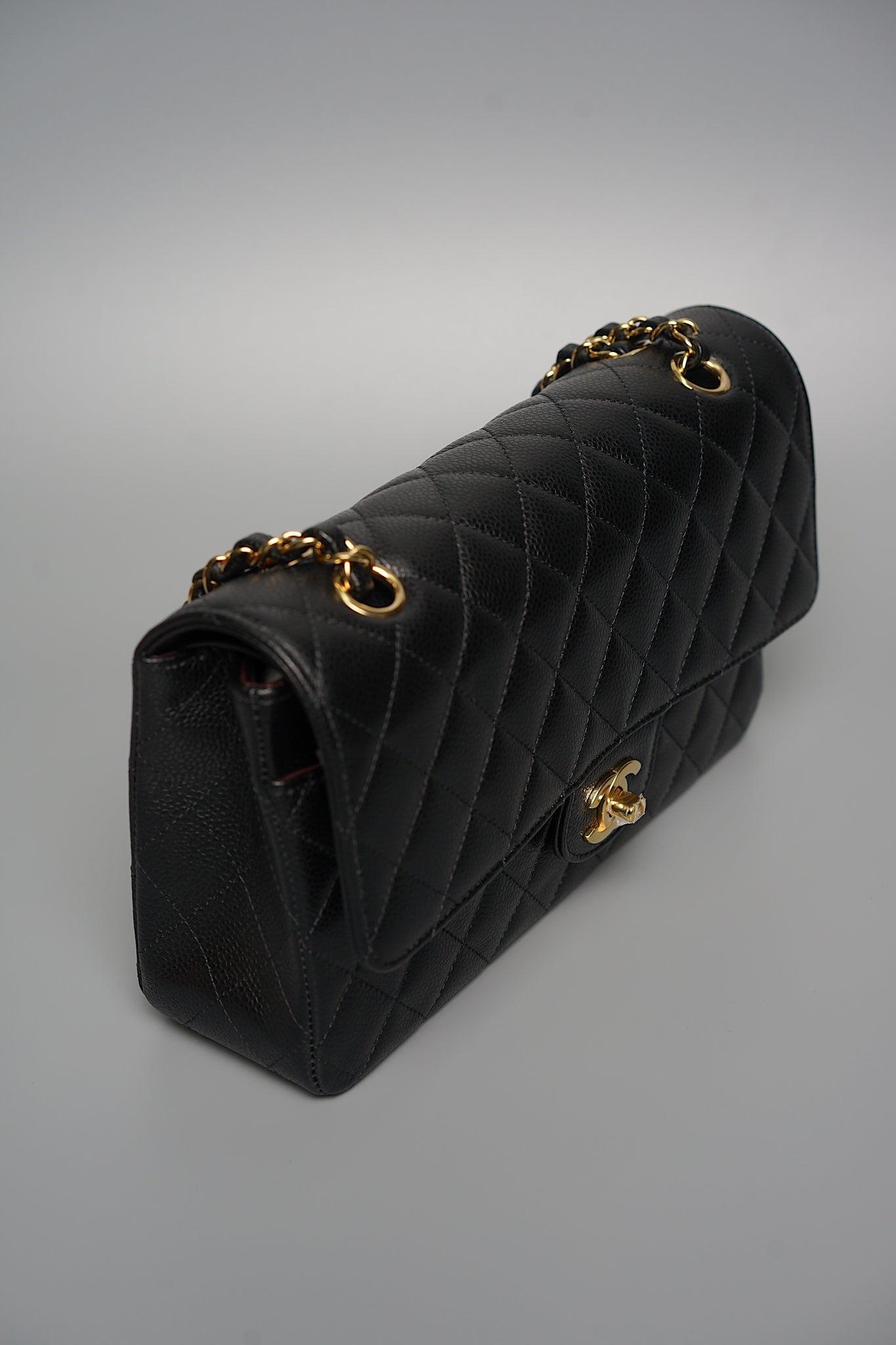Chanel Medium Classic Double Flap in Black Caviar Ghw (Brand New)