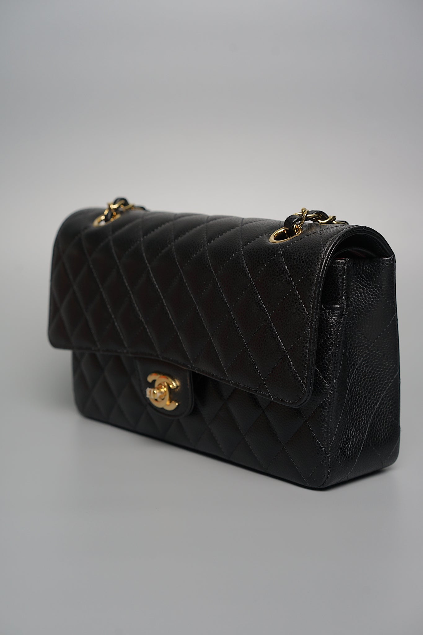 Chanel Medium Classic Double Flap in Black Caviar Ghw (Brand New)