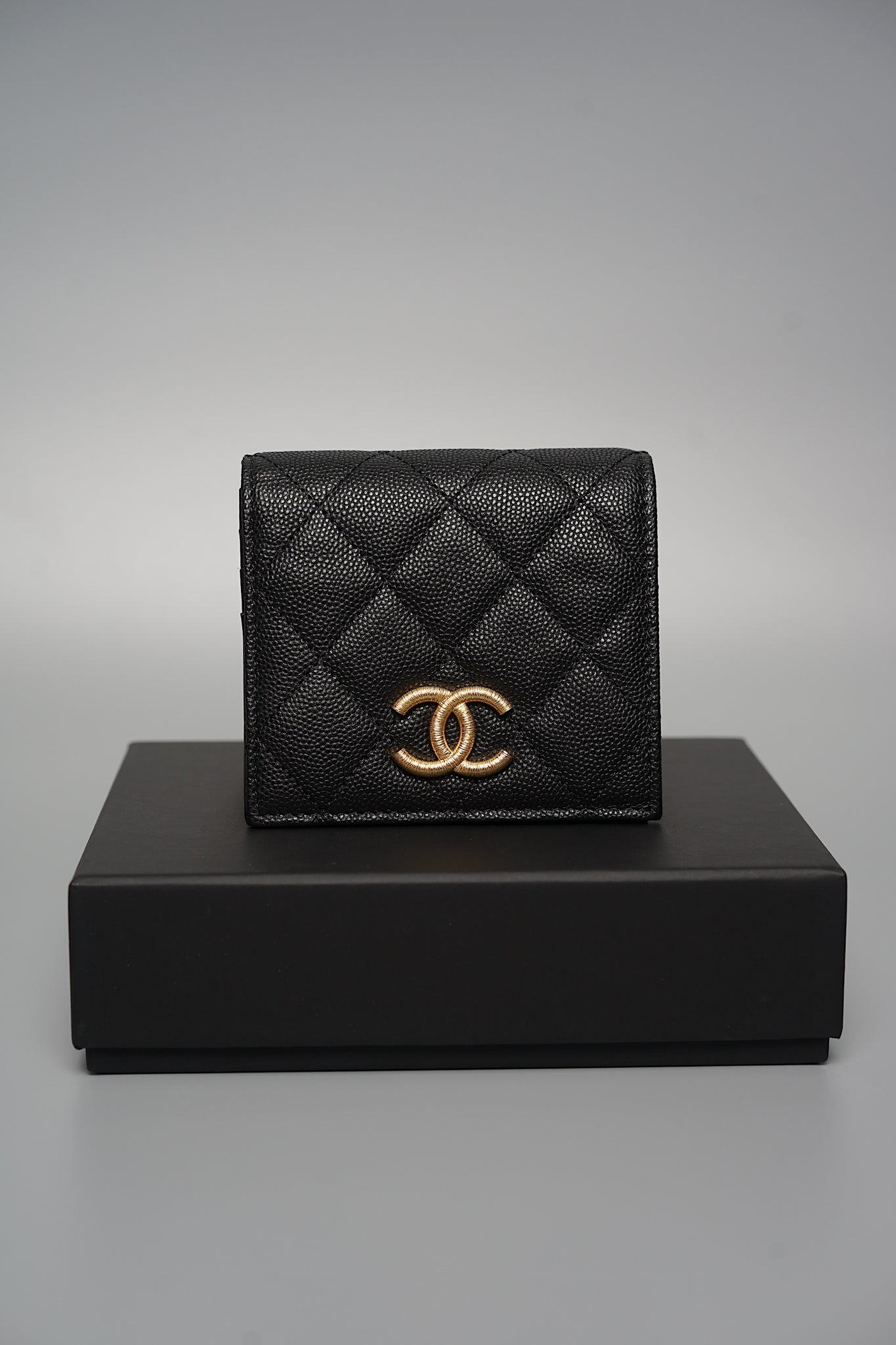 Chanel 23B Bi-fold Compact Wallet in Black Caviar Ghw (Brand New)