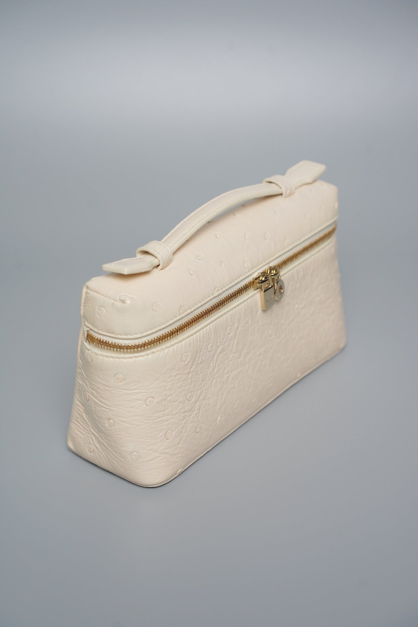 Loro Piana Extrapocket L19 in Ostrich Whisper White Ghw