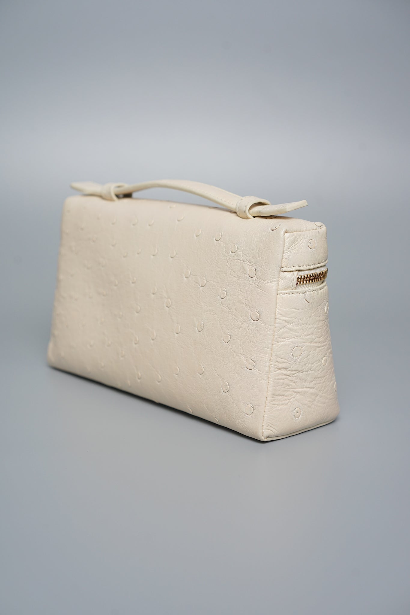 Loro Piana Extrapocket L19 in Ostrich Whisper White Ghw