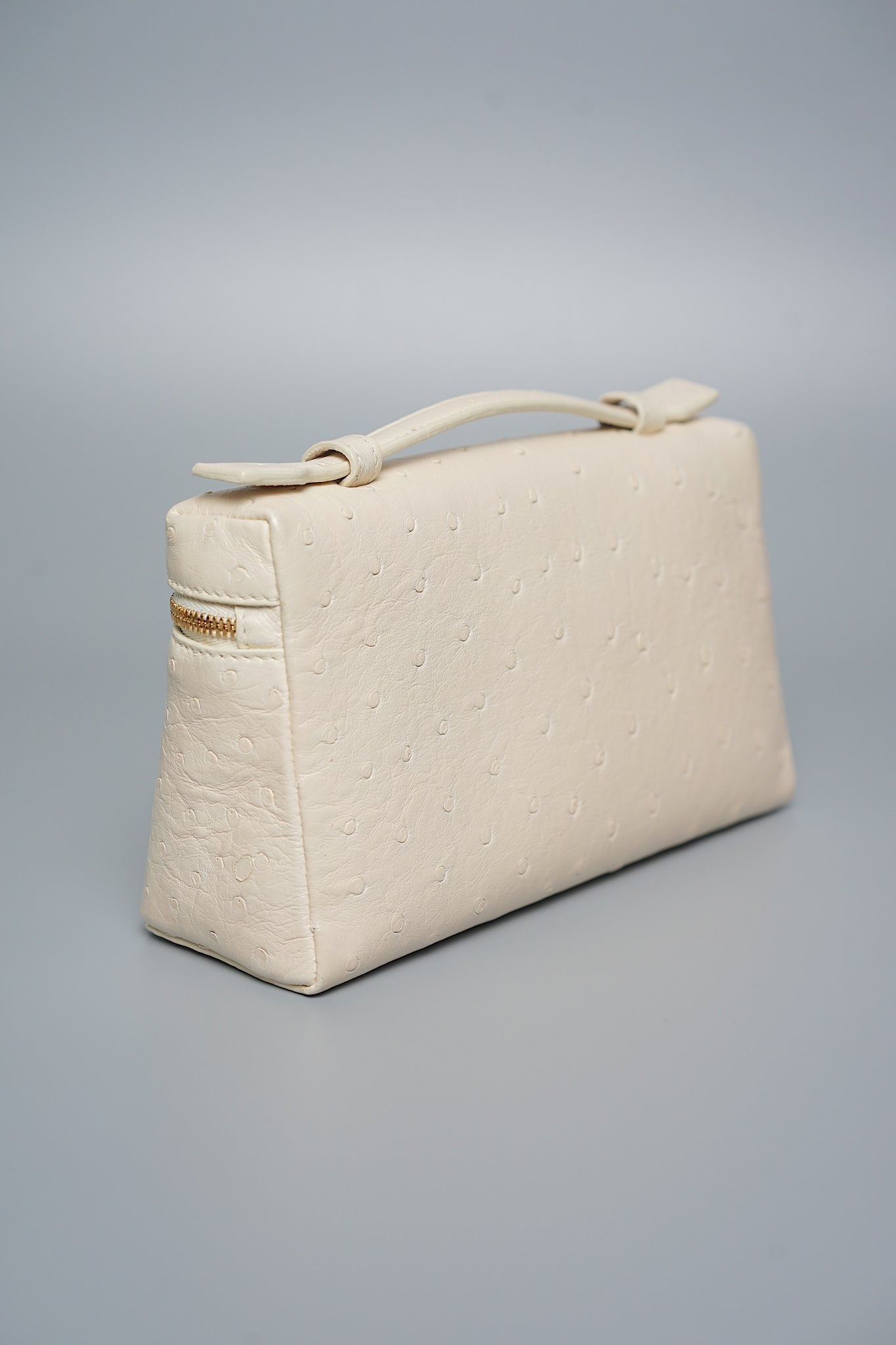 Loro Piana Extrapocket L19 in Ostrich Whisper White Ghw