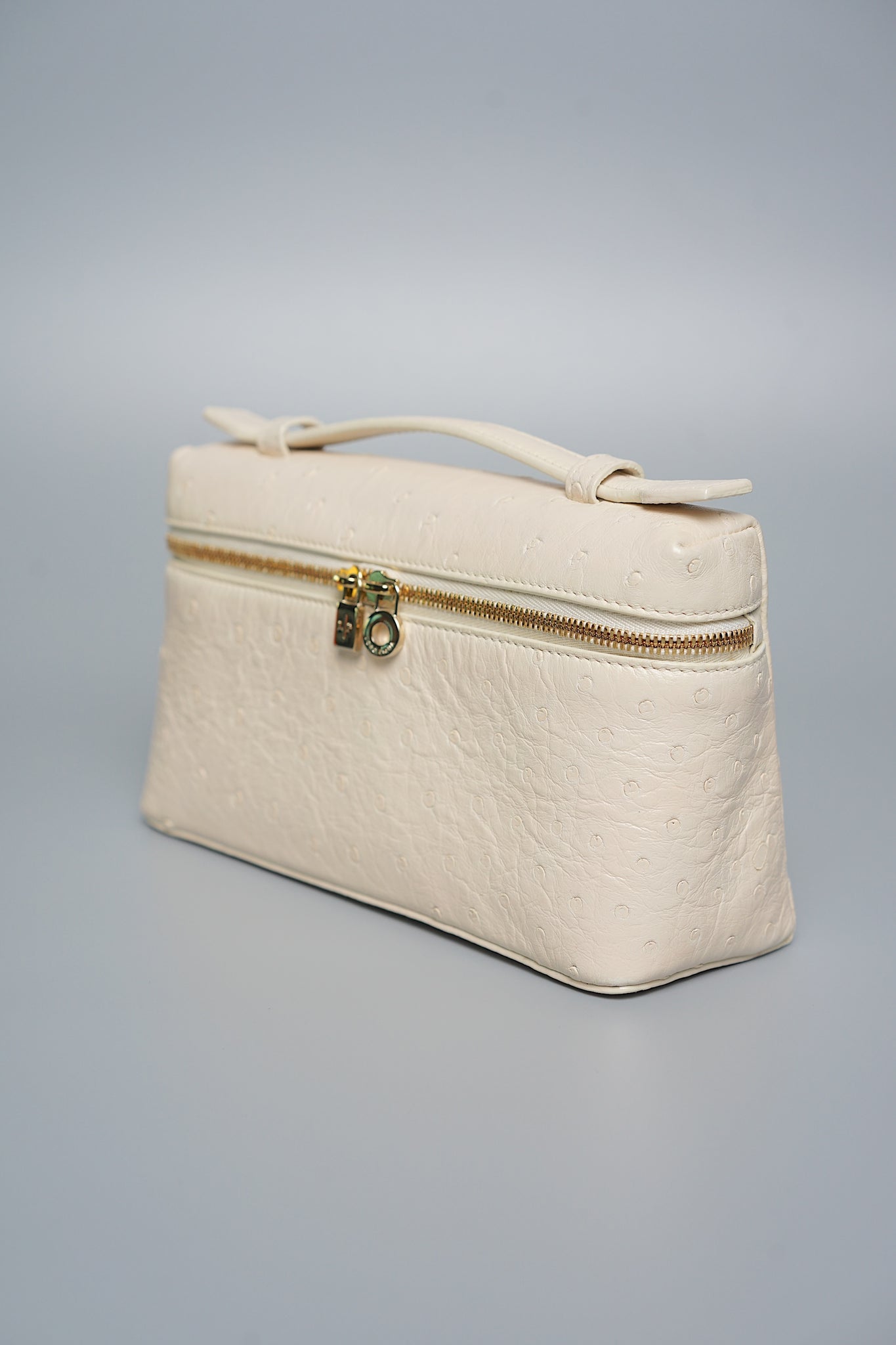 Loro Piana Extrapocket L19 in Ostrich Whisper White Ghw
