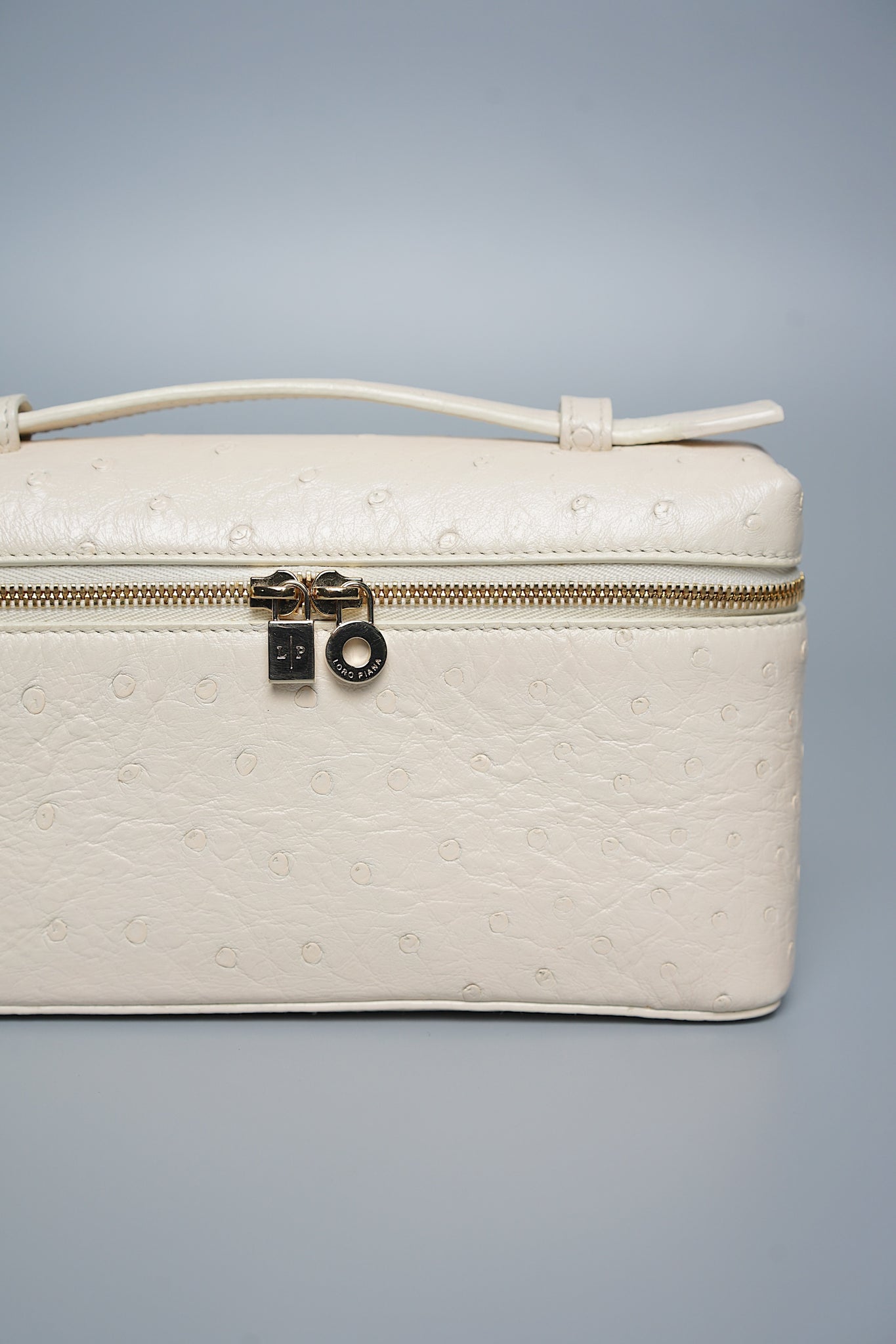Loro Piana Extrapocket L19 in Ostrich Whisper White Ghw