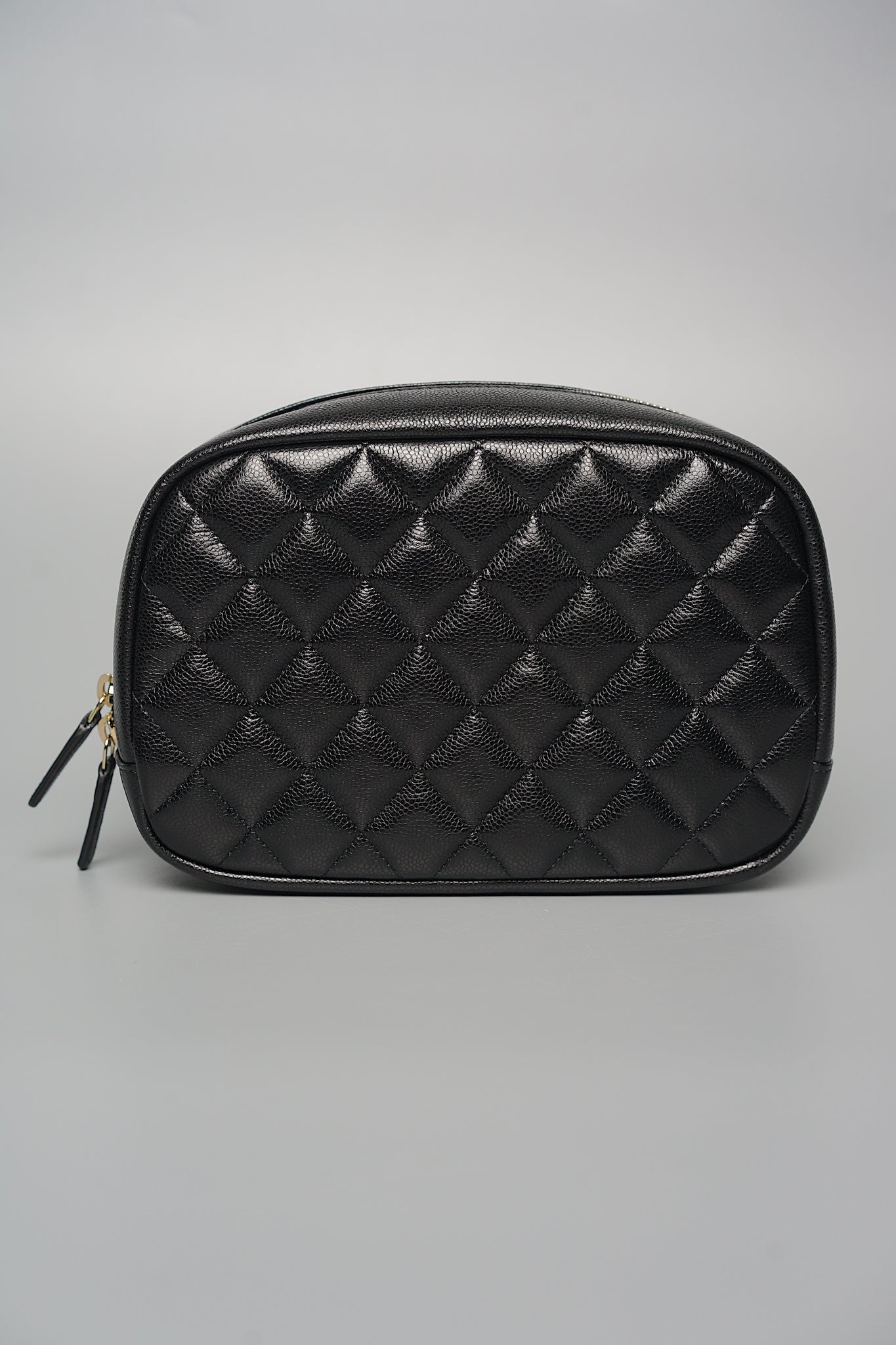 Chanel 24C Classic Case in Black Caviar Lghw (Brand New)