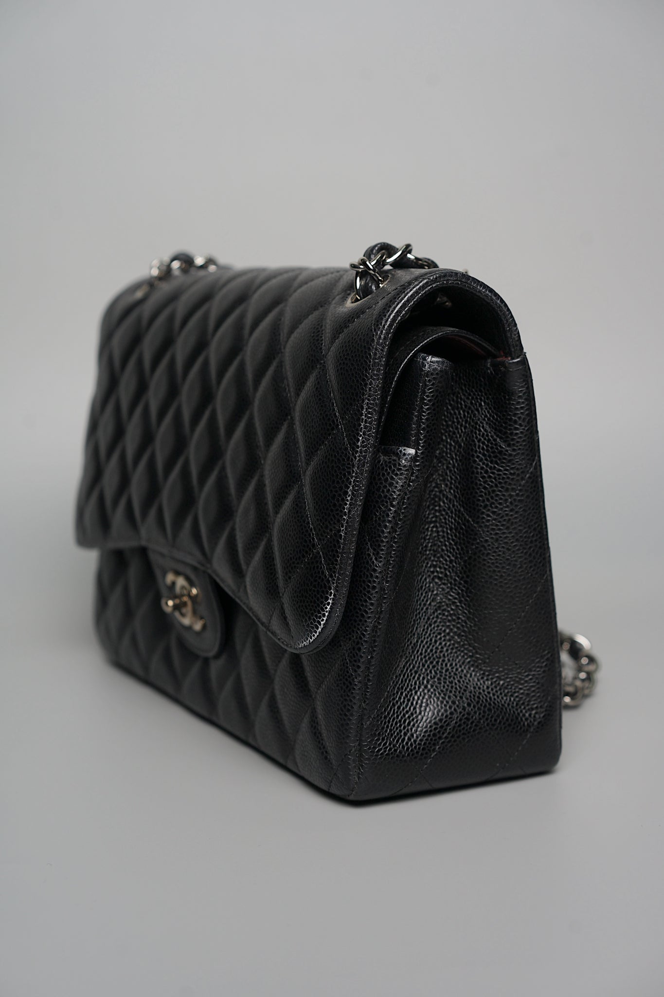 Chanel Jumbo Double Flap in Black Caviar Shw