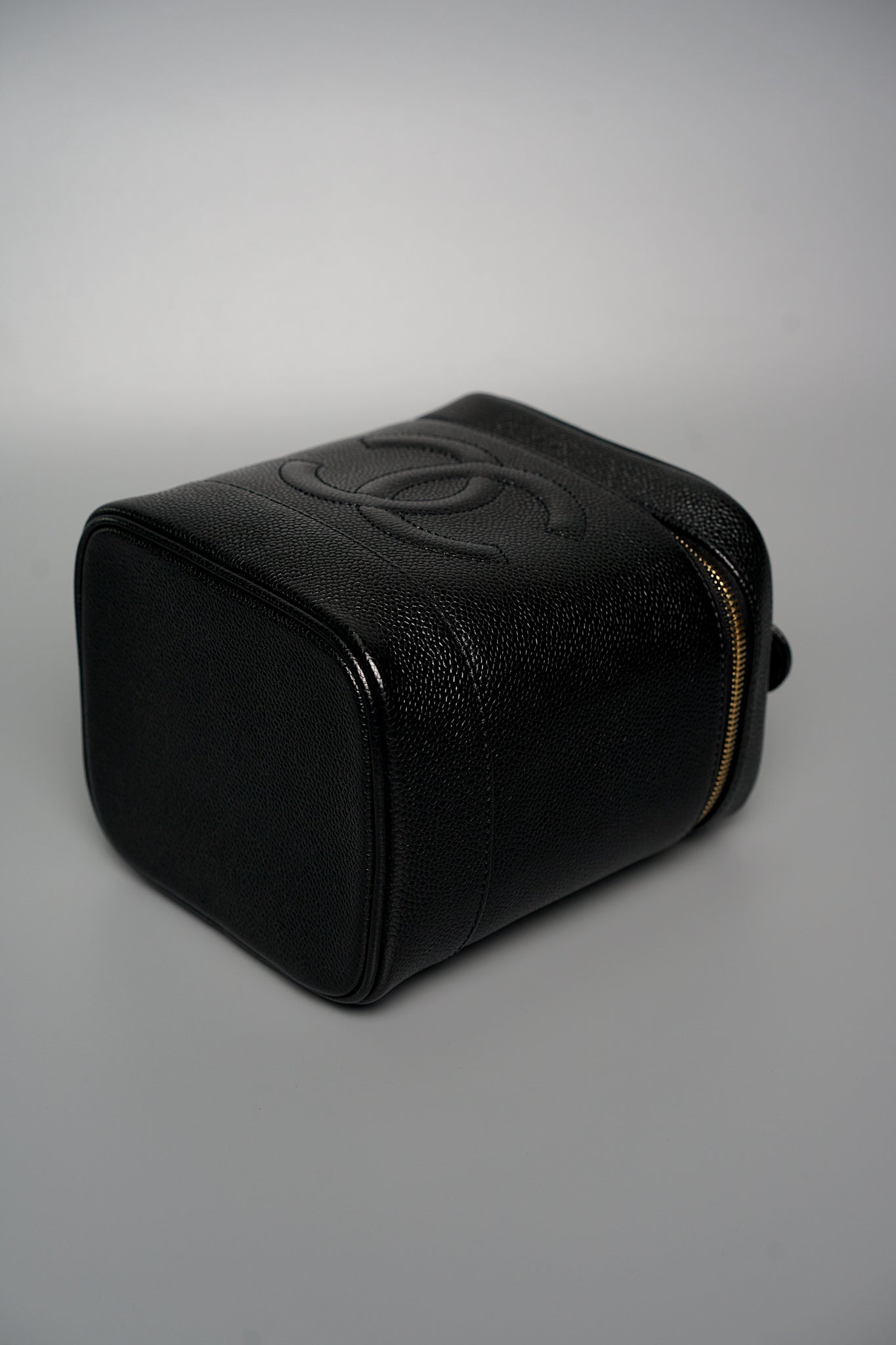 Chanel Vintage Vanity in Black Caviar