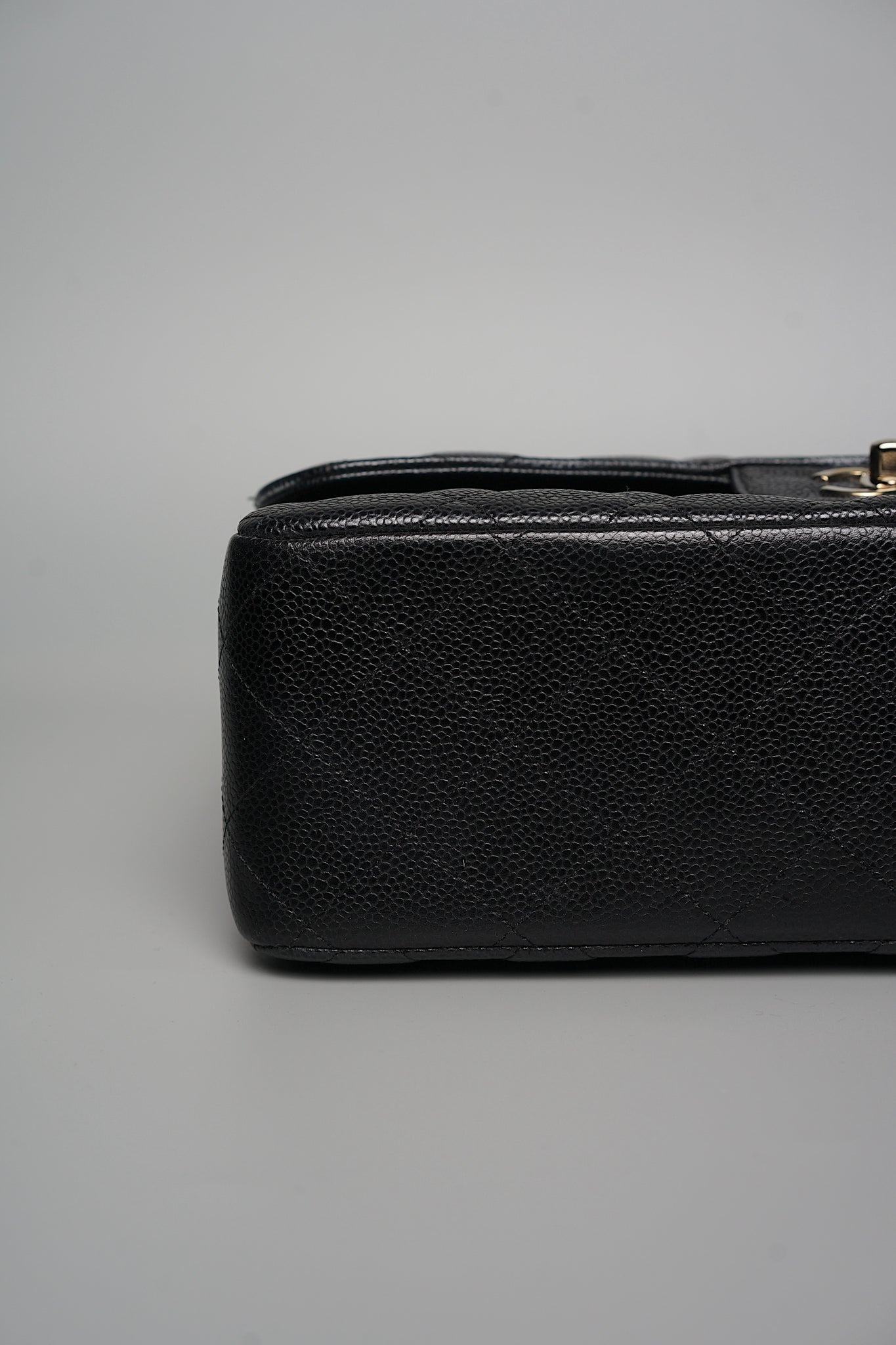 Chanel Jumbo Double Flap in Black Caviar Shw