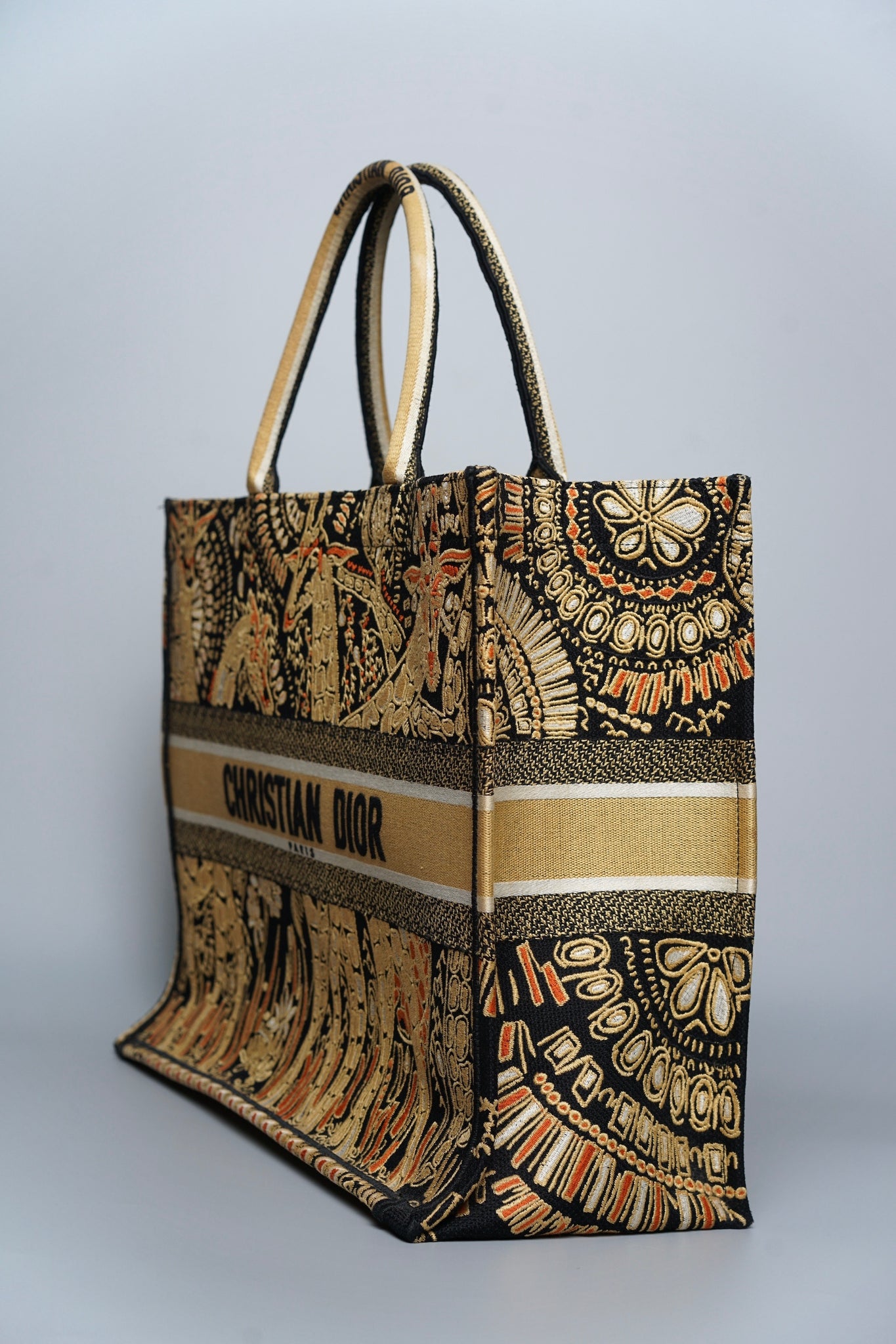 Dior Book Tote in Animals Giraffe Jacquard