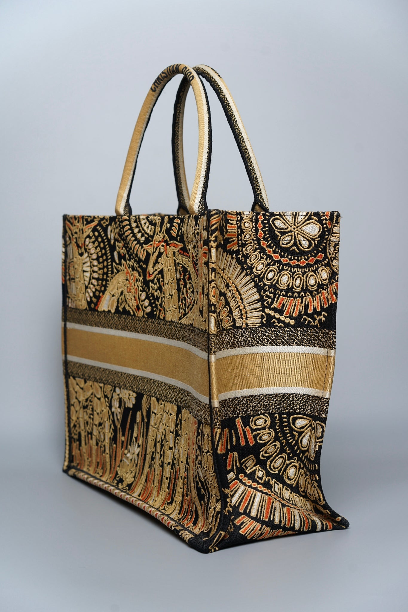 Dior Book Tote in Animals Giraffe Jacquard