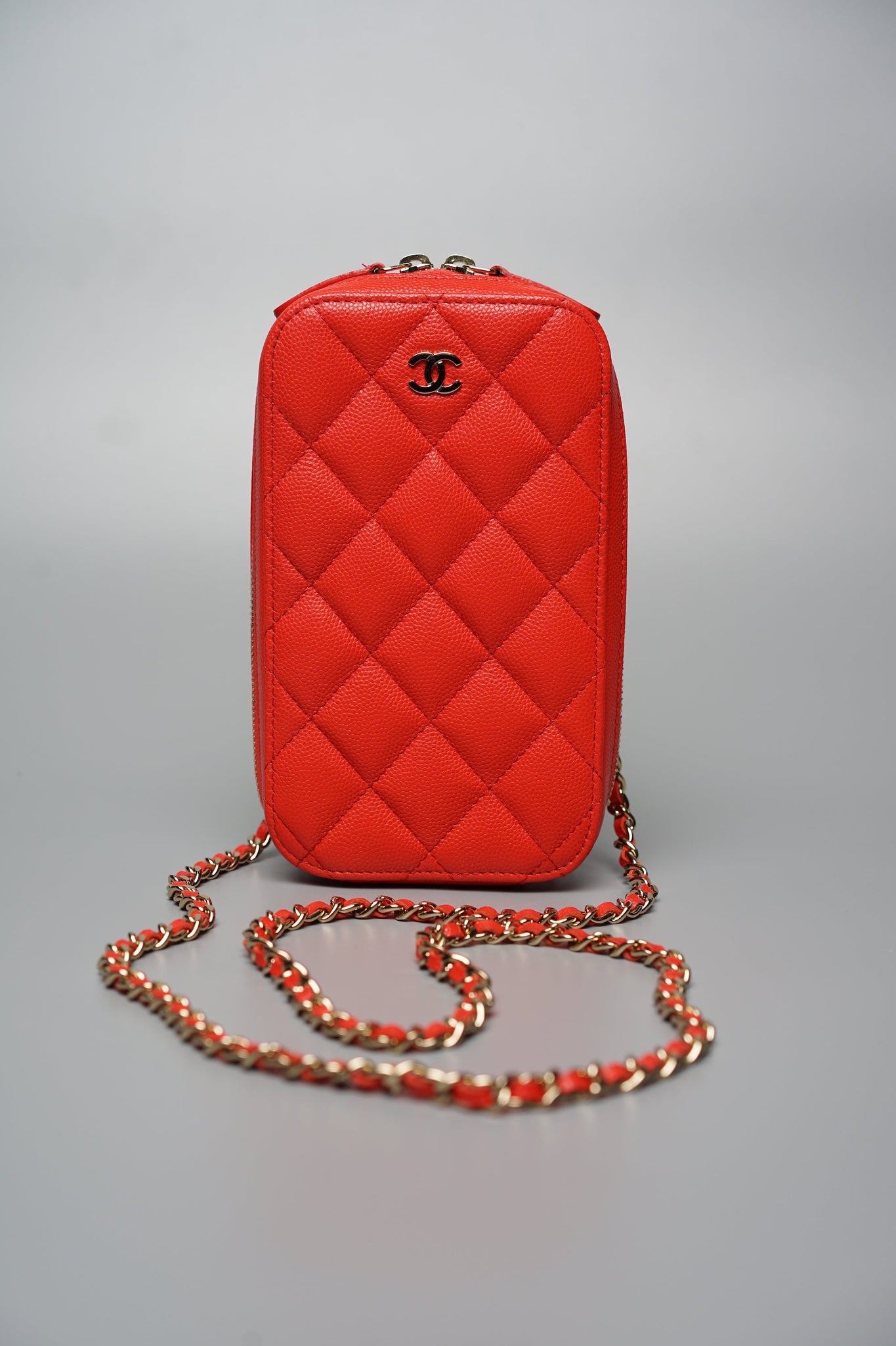 Chanel Phoneholder with Chain in Red Caviar