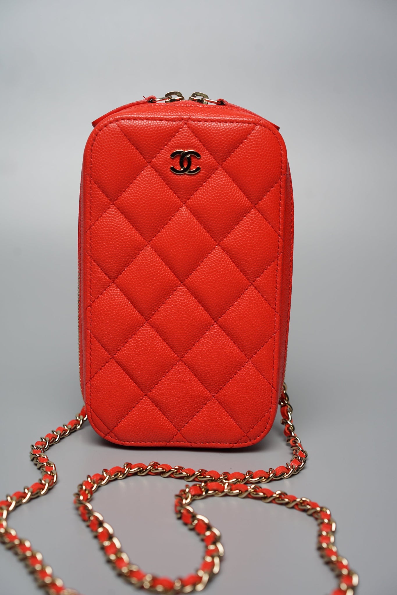 Chanel Phoneholder with Chain in Red Caviar